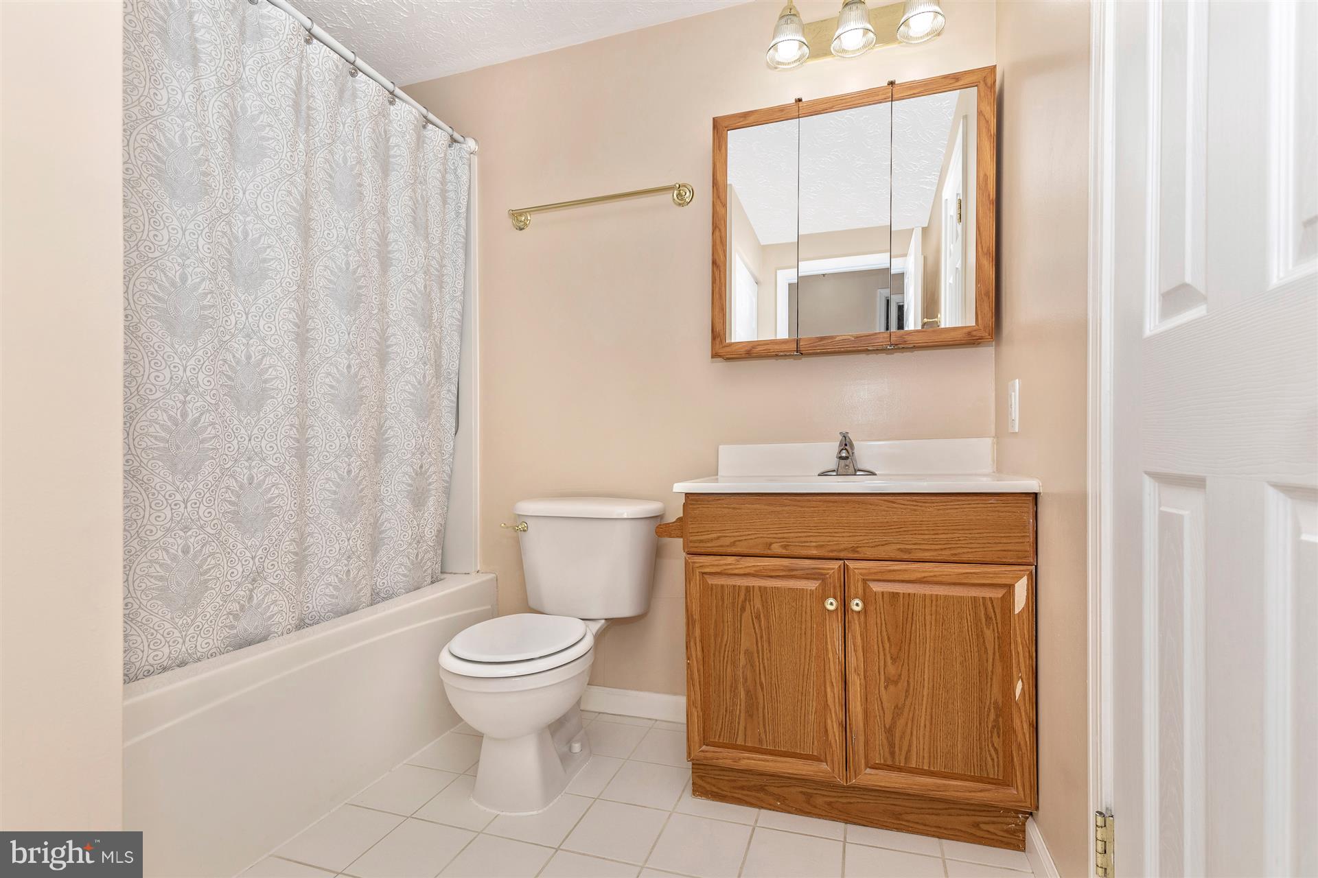 WILLOWCREST - Residential