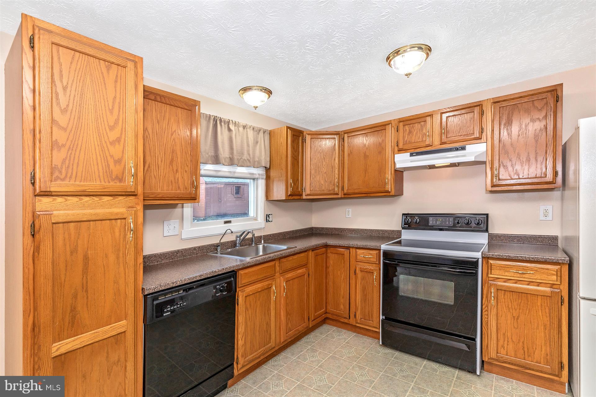 WILLOWCREST - Residential