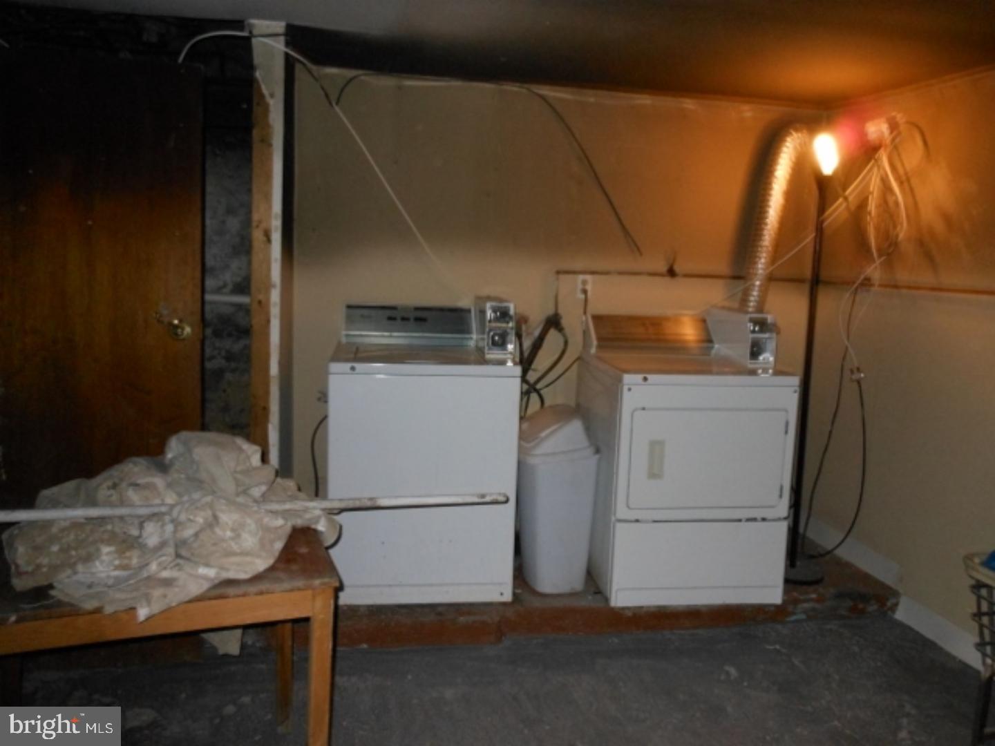 LOGAN CIRCLE - Residential Lease