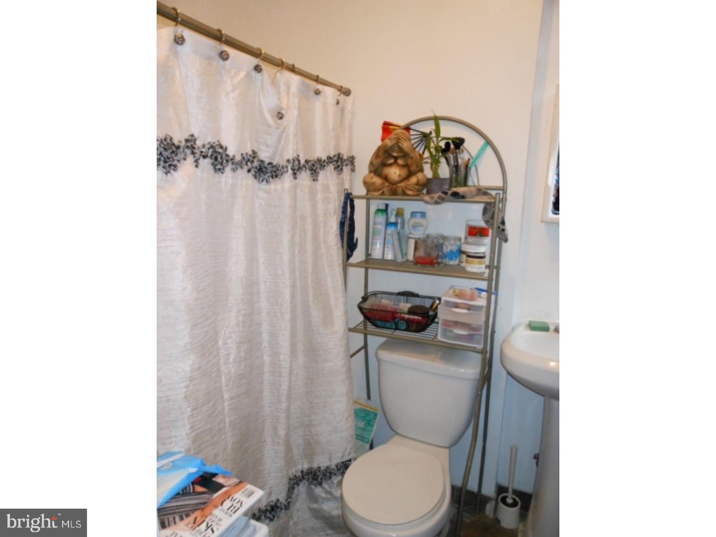 LOGAN CIRCLE - Residential Lease