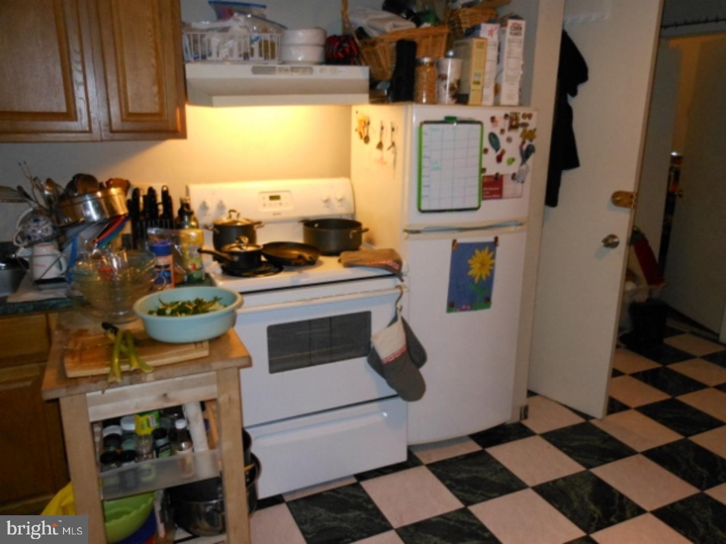 LOGAN CIRCLE - Residential Lease