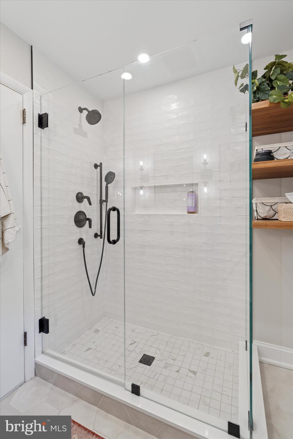 ROSE TREE WOODS - Residential