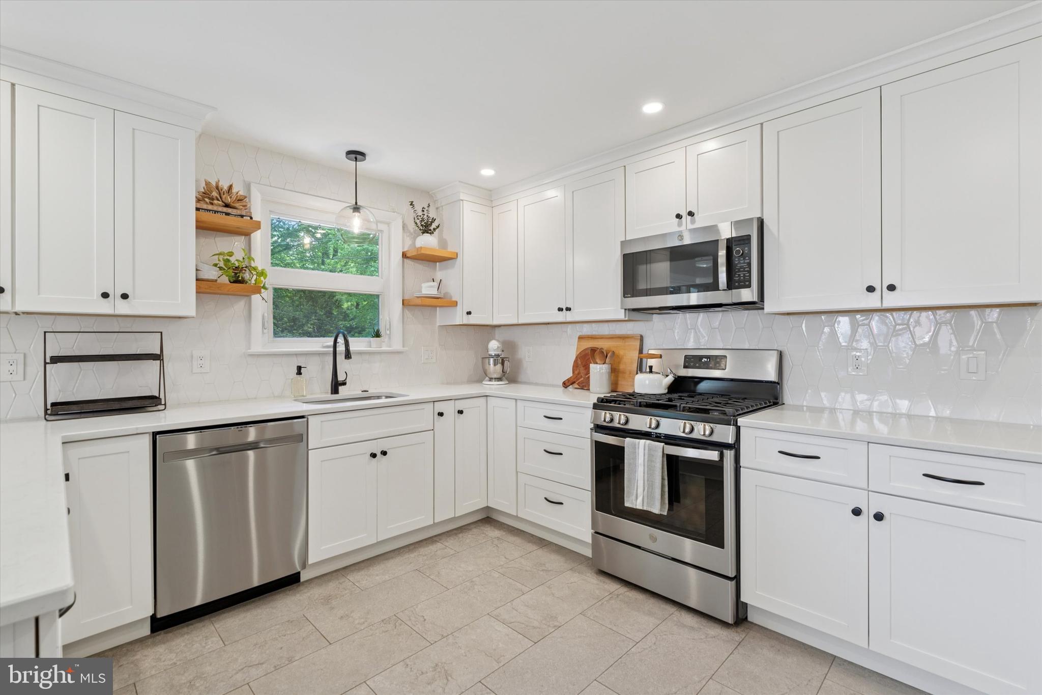 ROSE TREE WOODS - Residential