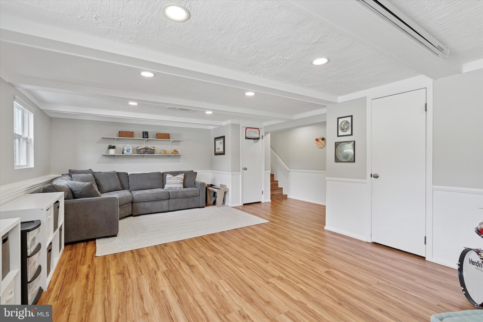 ROSE TREE WOODS - Residential