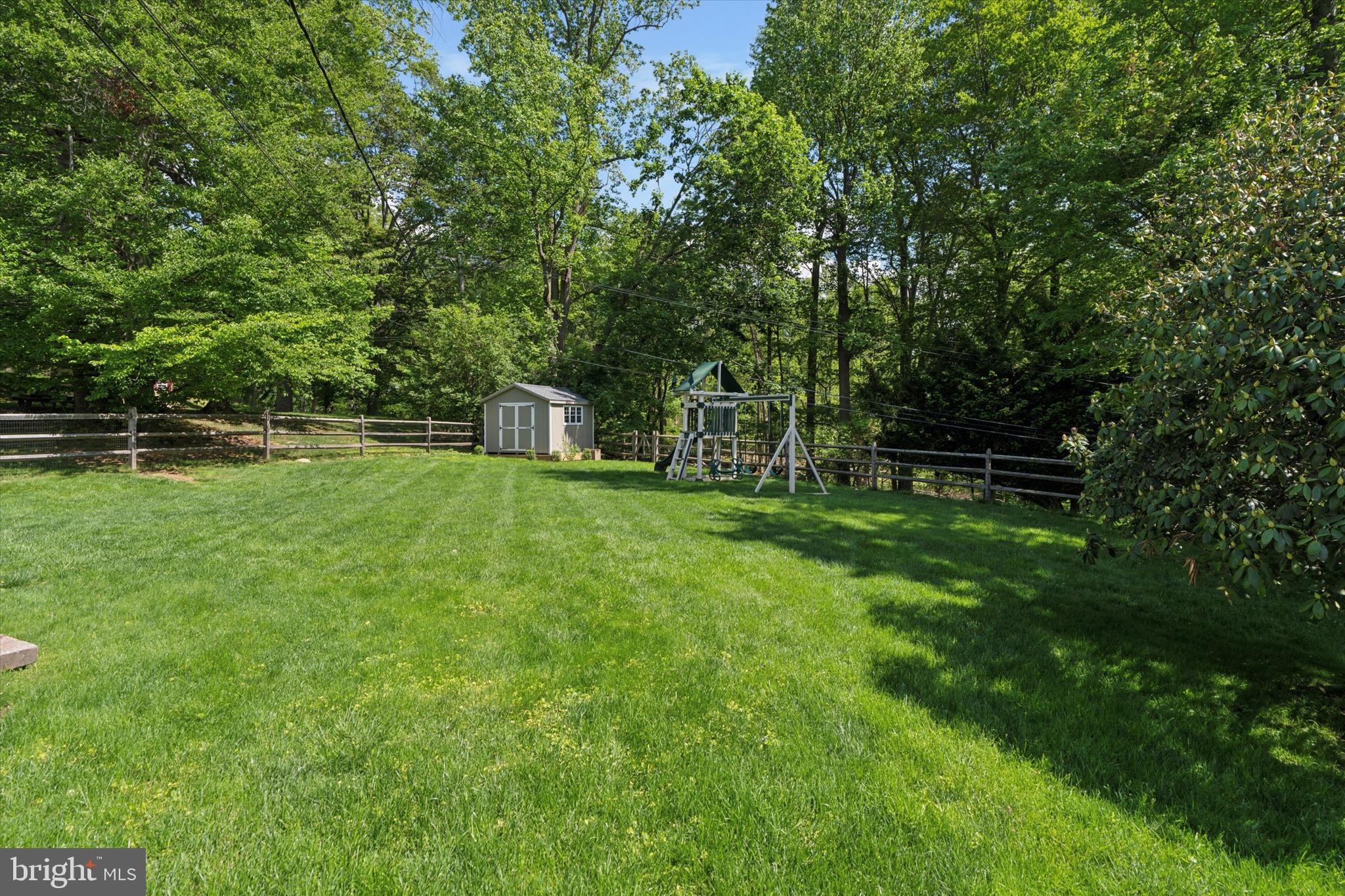 ROSE TREE WOODS - Residential