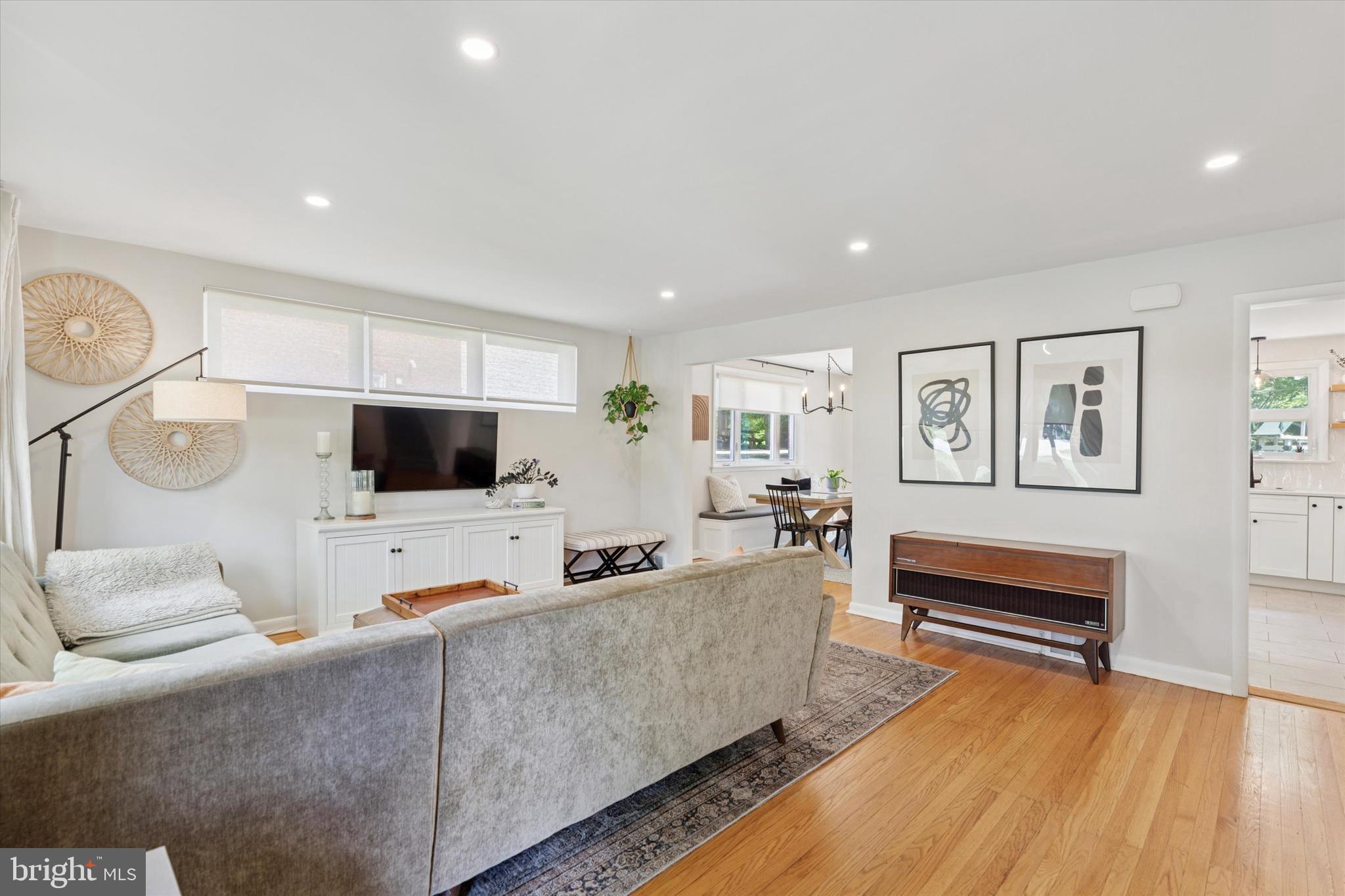 ROSE TREE WOODS - Residential