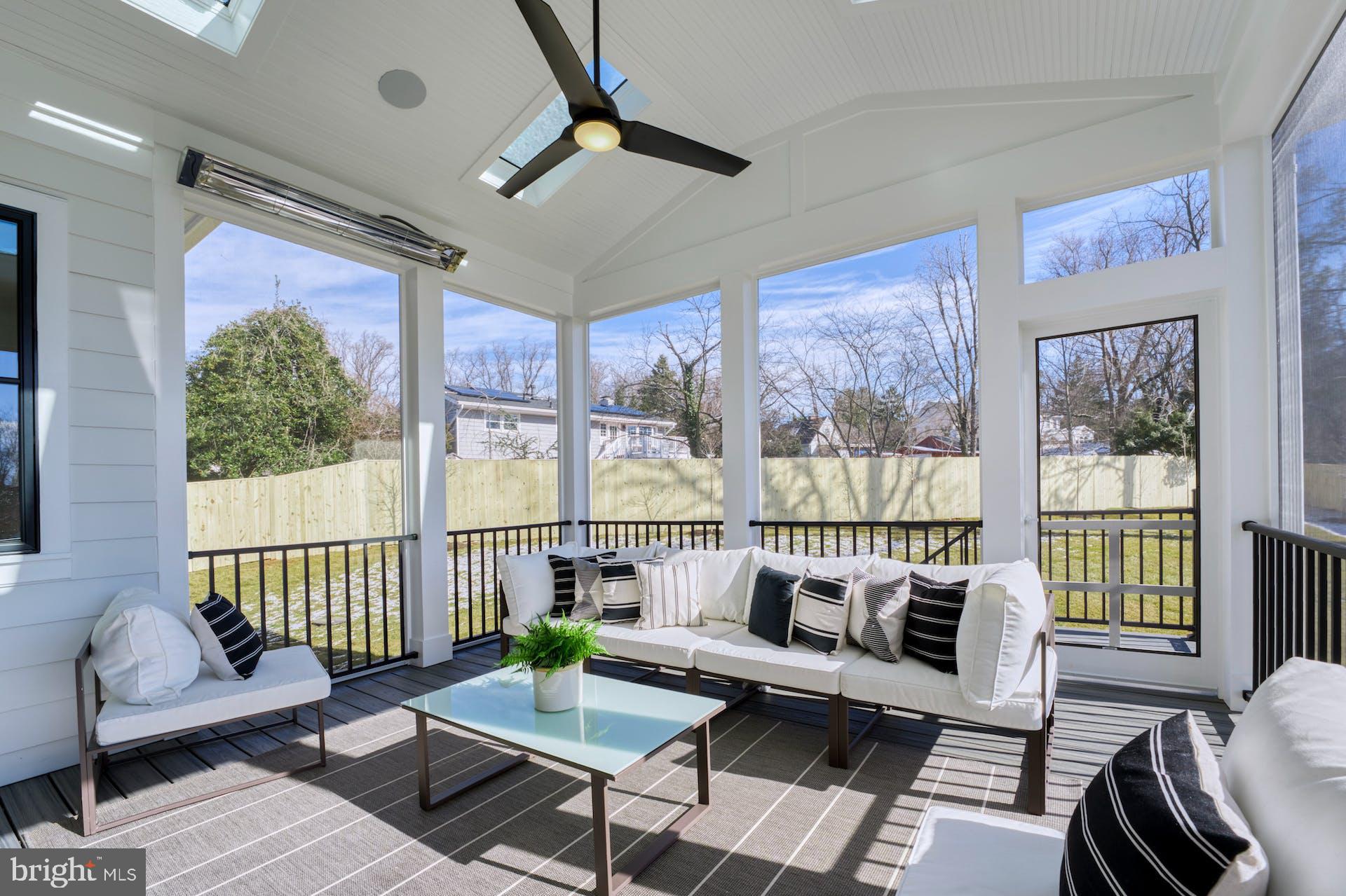 BROYHILL GLEN GARY PARK - Residential