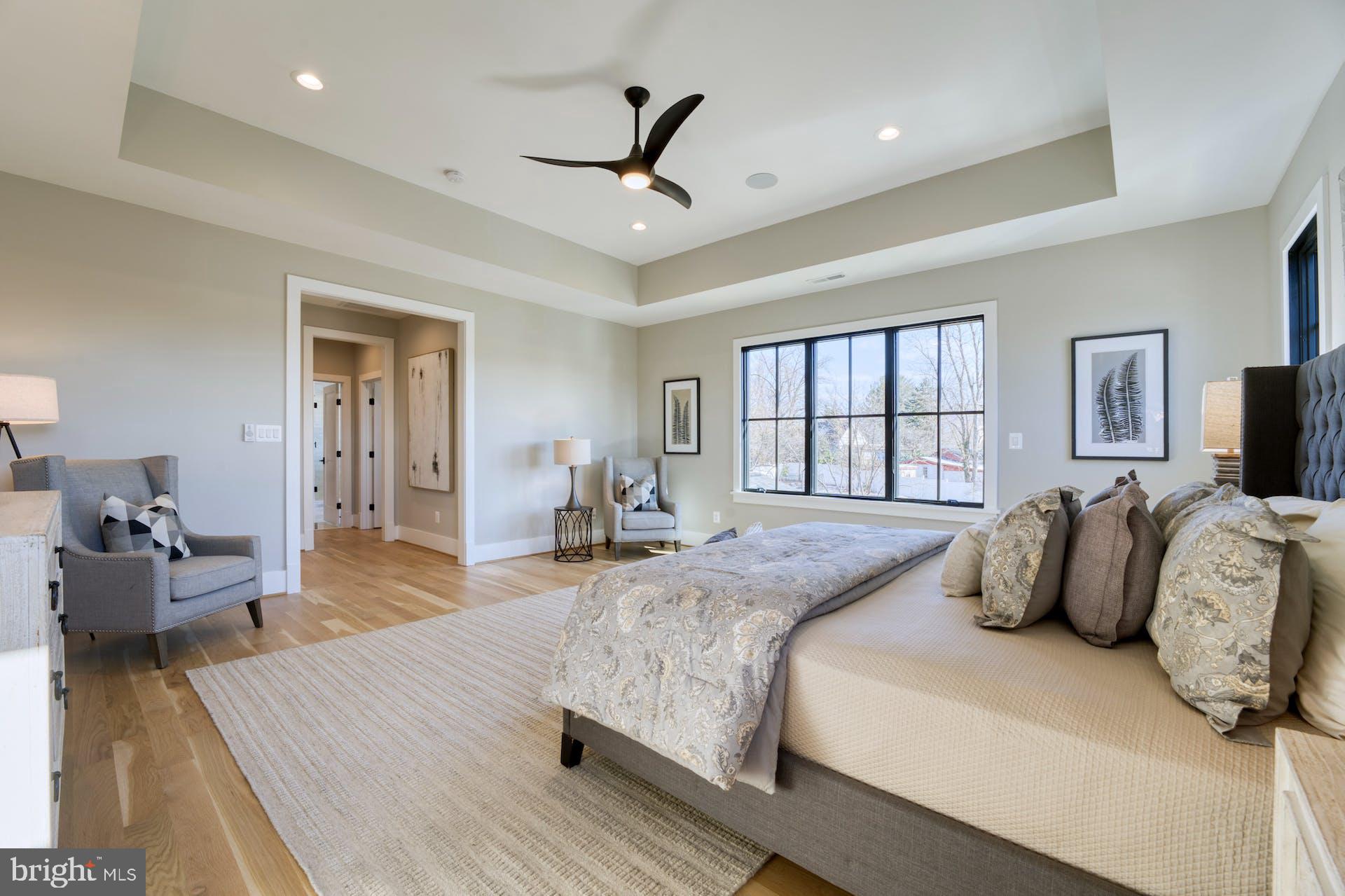 BROYHILL GLEN GARY PARK - Residential