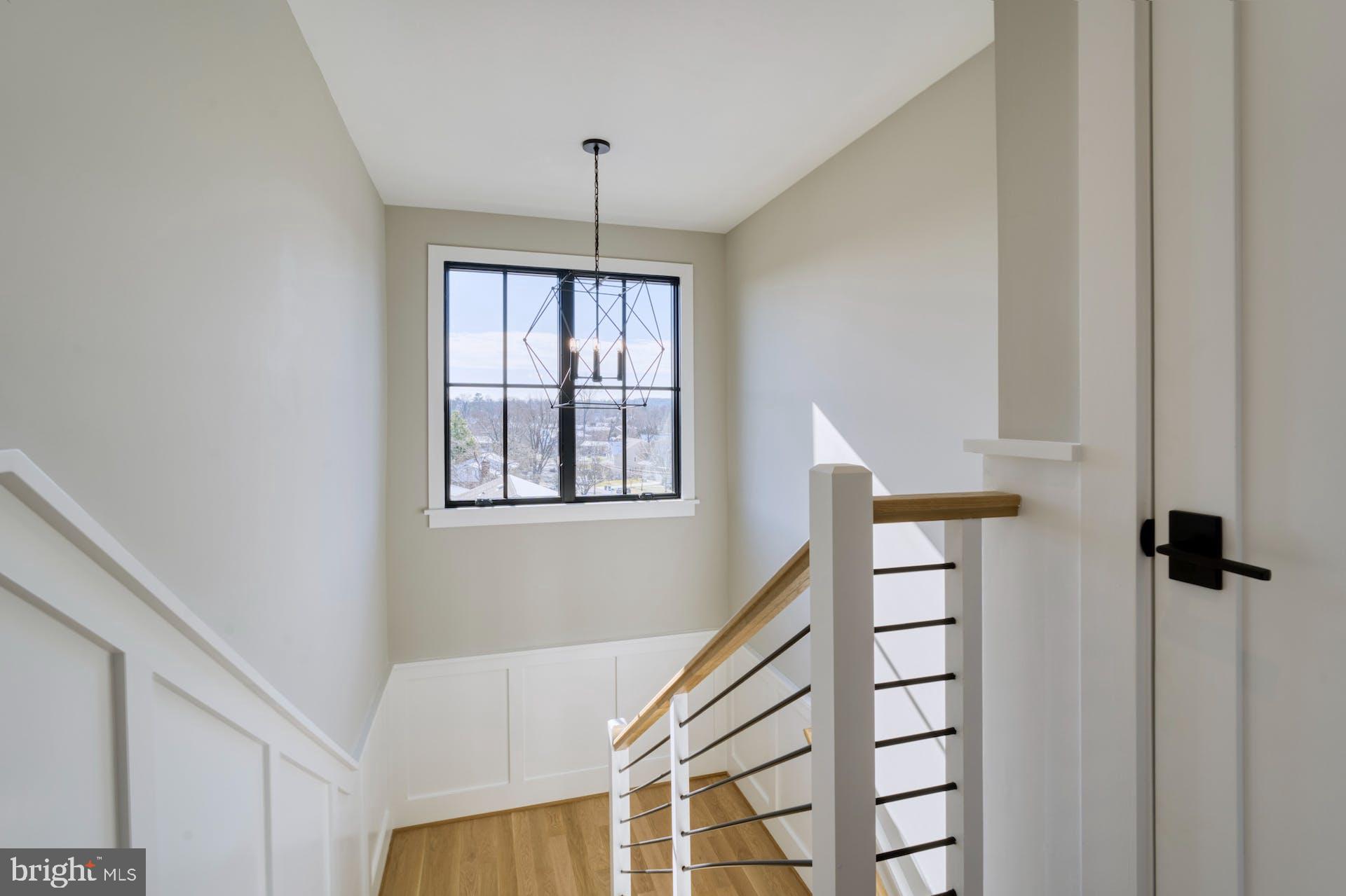 BROYHILL GLEN GARY PARK - Residential