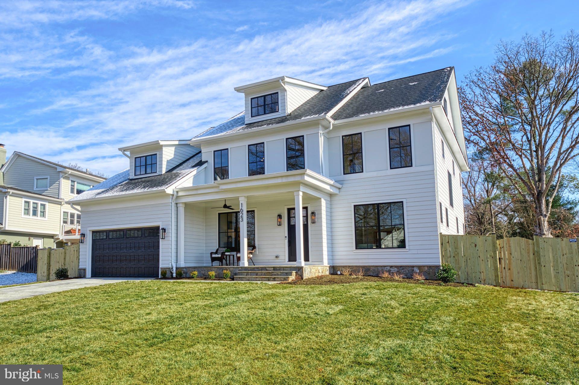 BROYHILL GLEN GARY PARK - Residential