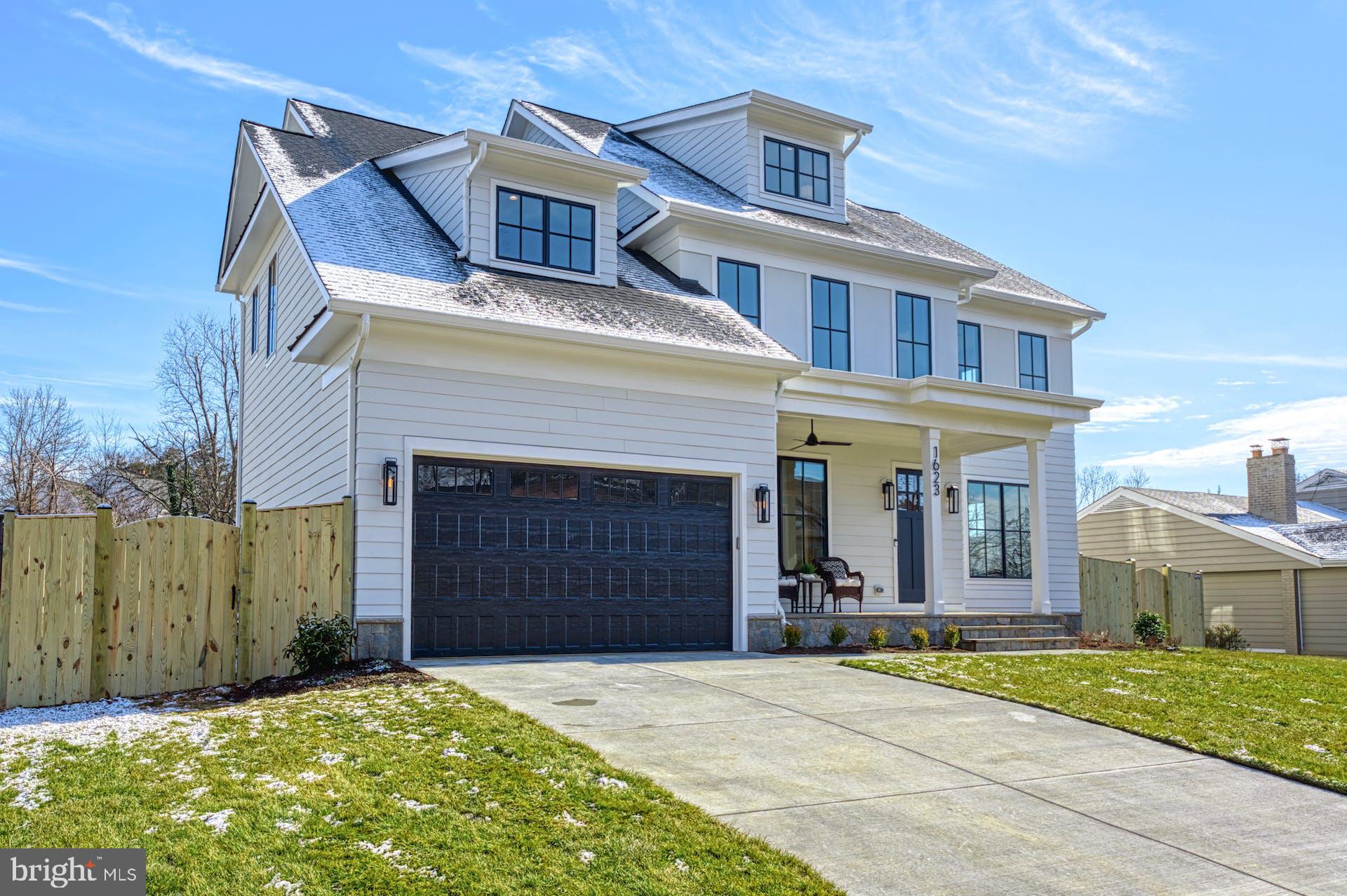 BROYHILL GLEN GARY PARK - Residential