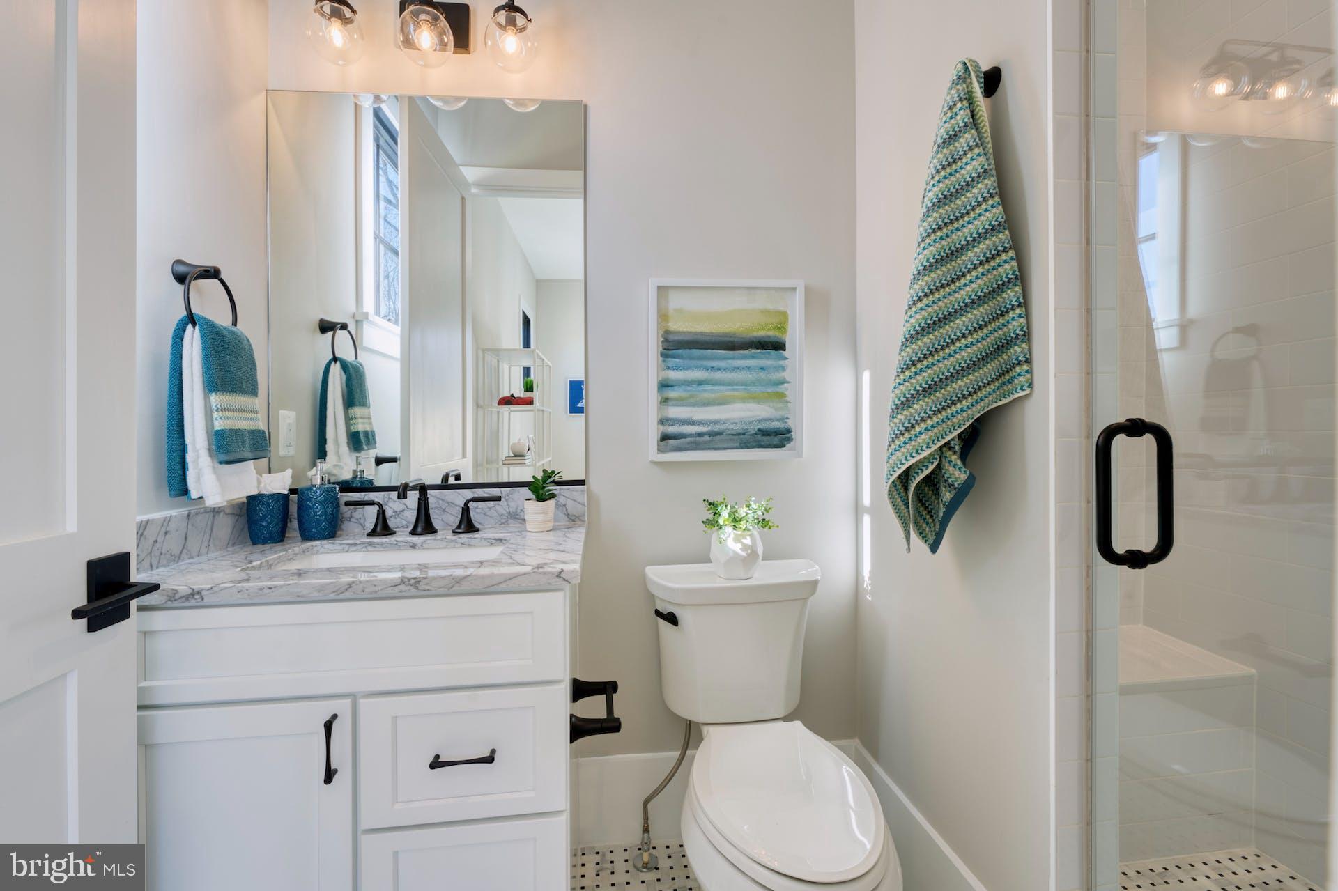 BROYHILL GLEN GARY PARK - Residential