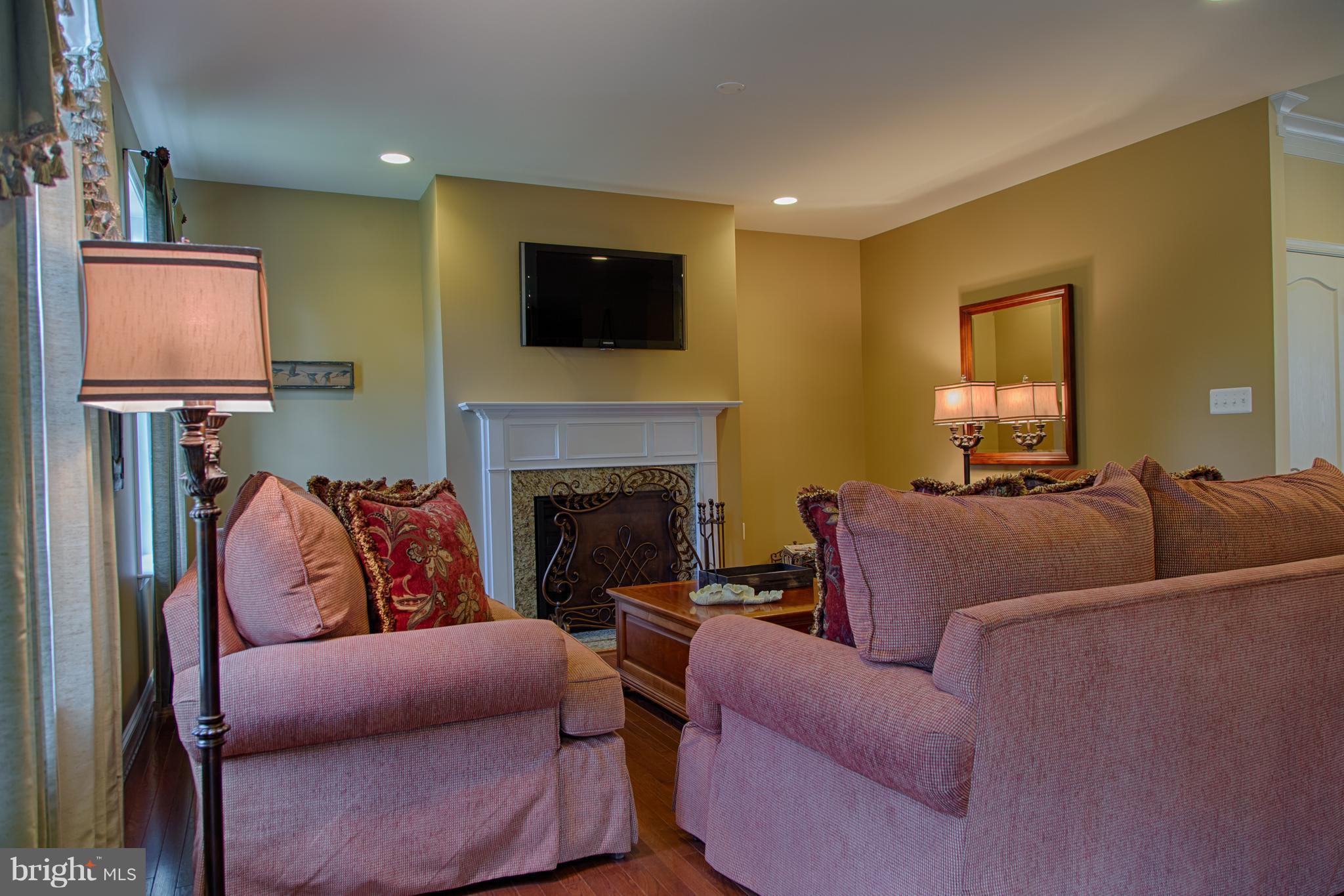 BROOKFIELD ON THE POTOMAC - Residential