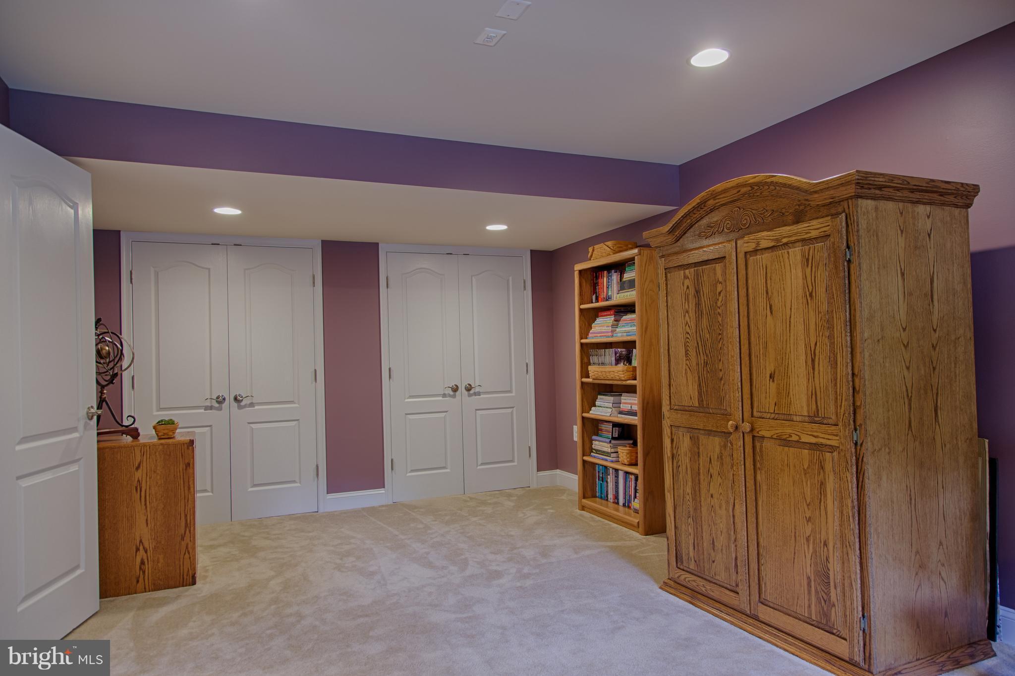 BROOKFIELD ON THE POTOMAC - Residential