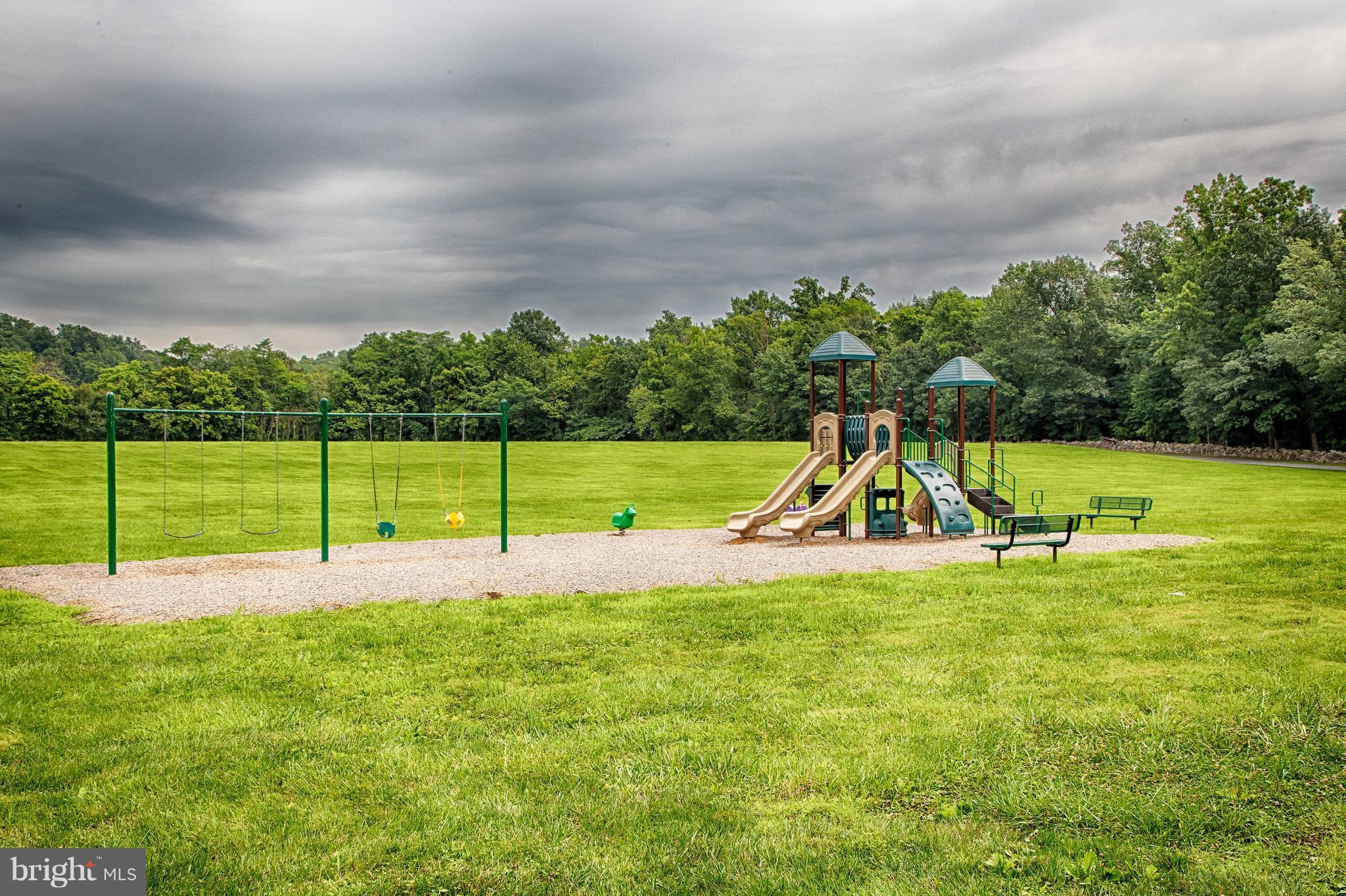 BROOKFIELD ON THE POTOMAC - Residential