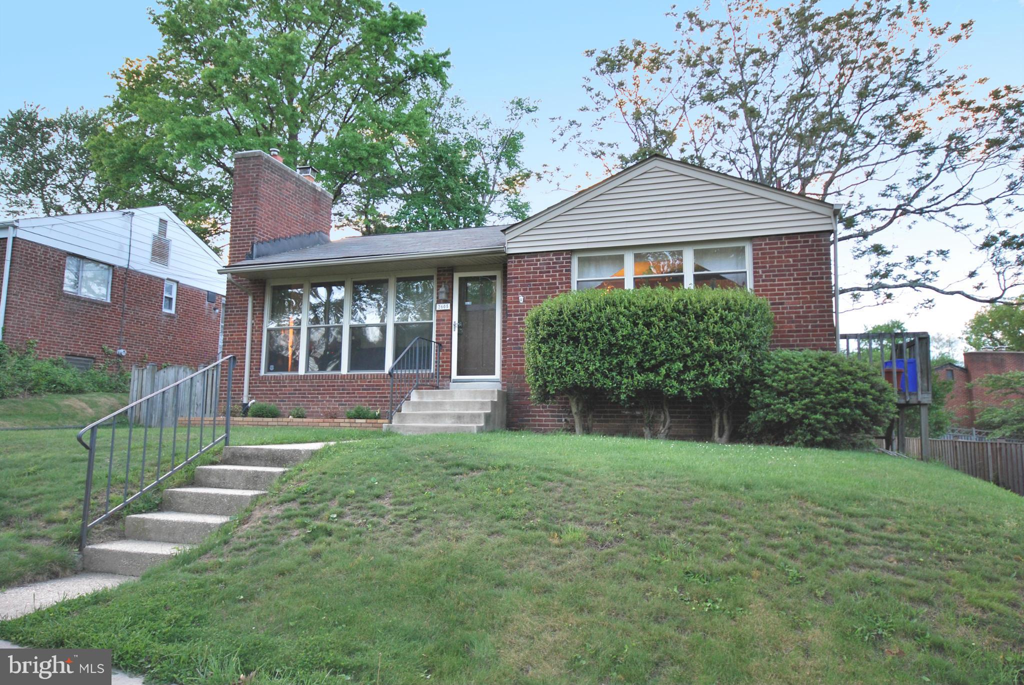 CARROLL KNOLLS - Residential Lease