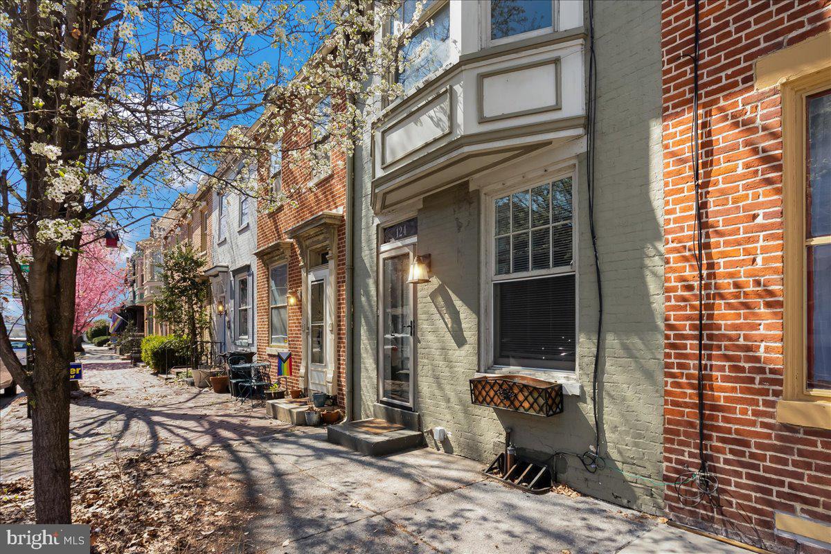 HISTORIC MIDTOWN - Residential