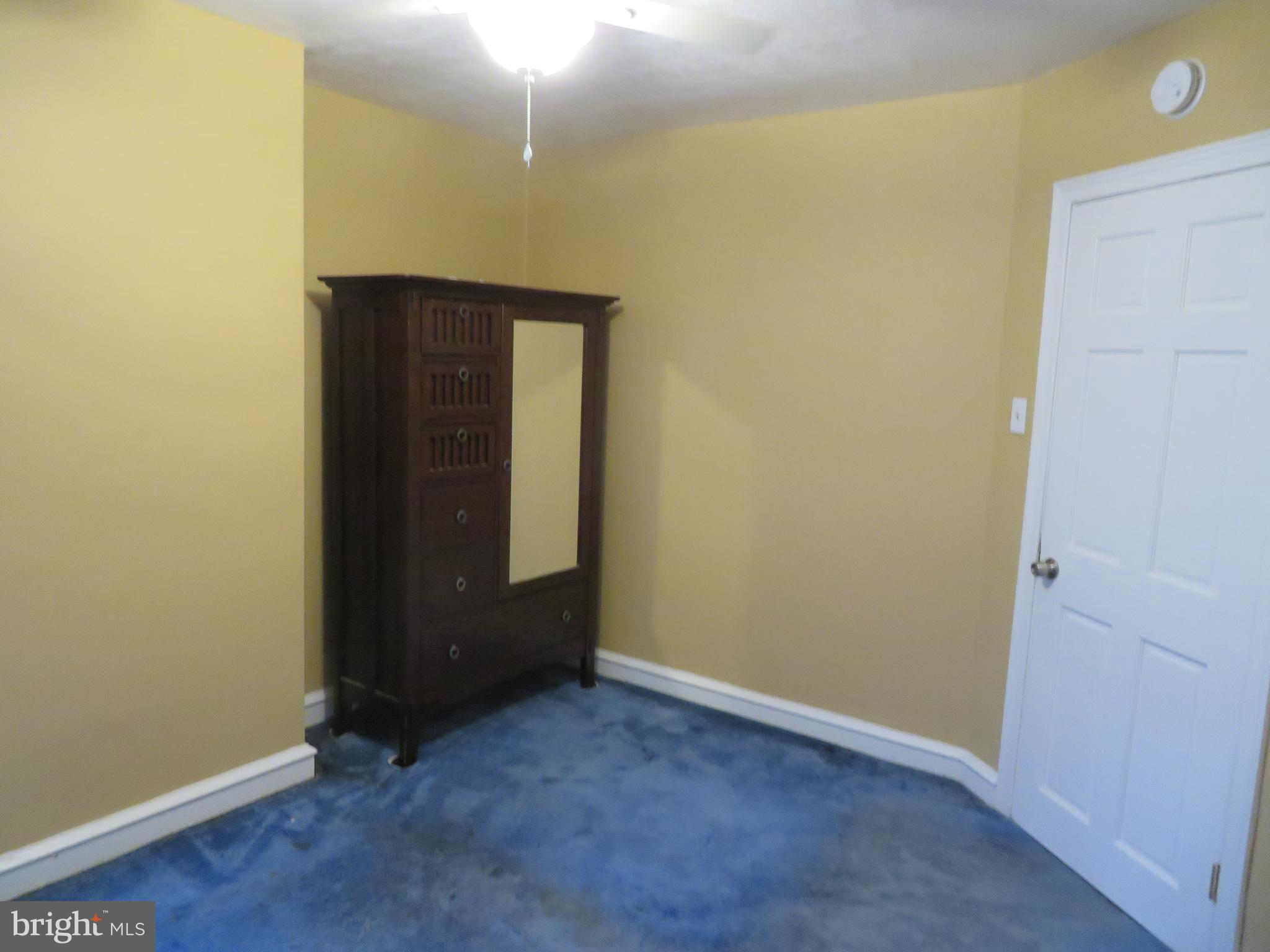 LAWNCREST - Residential