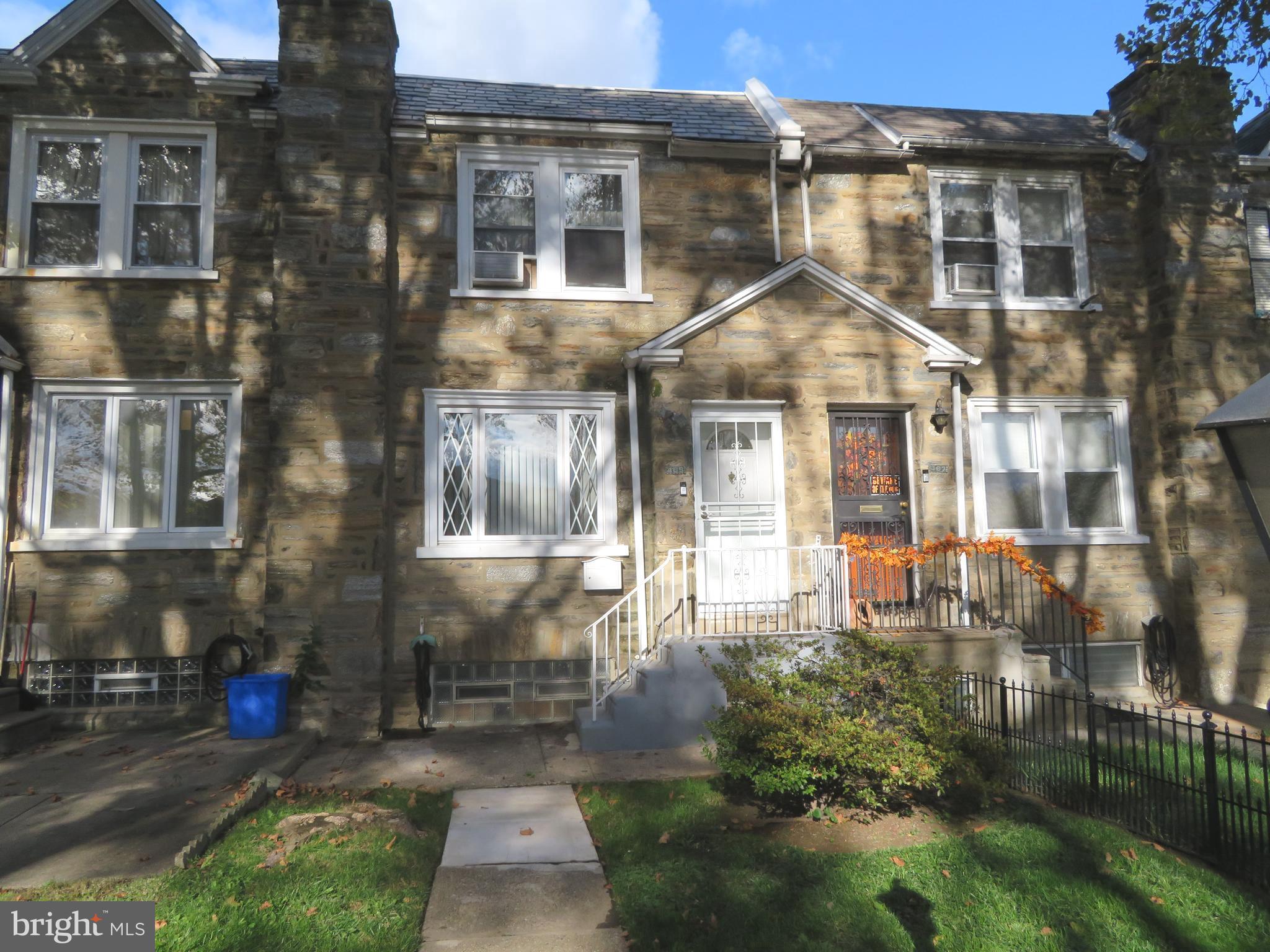 LAWNCREST - Residential