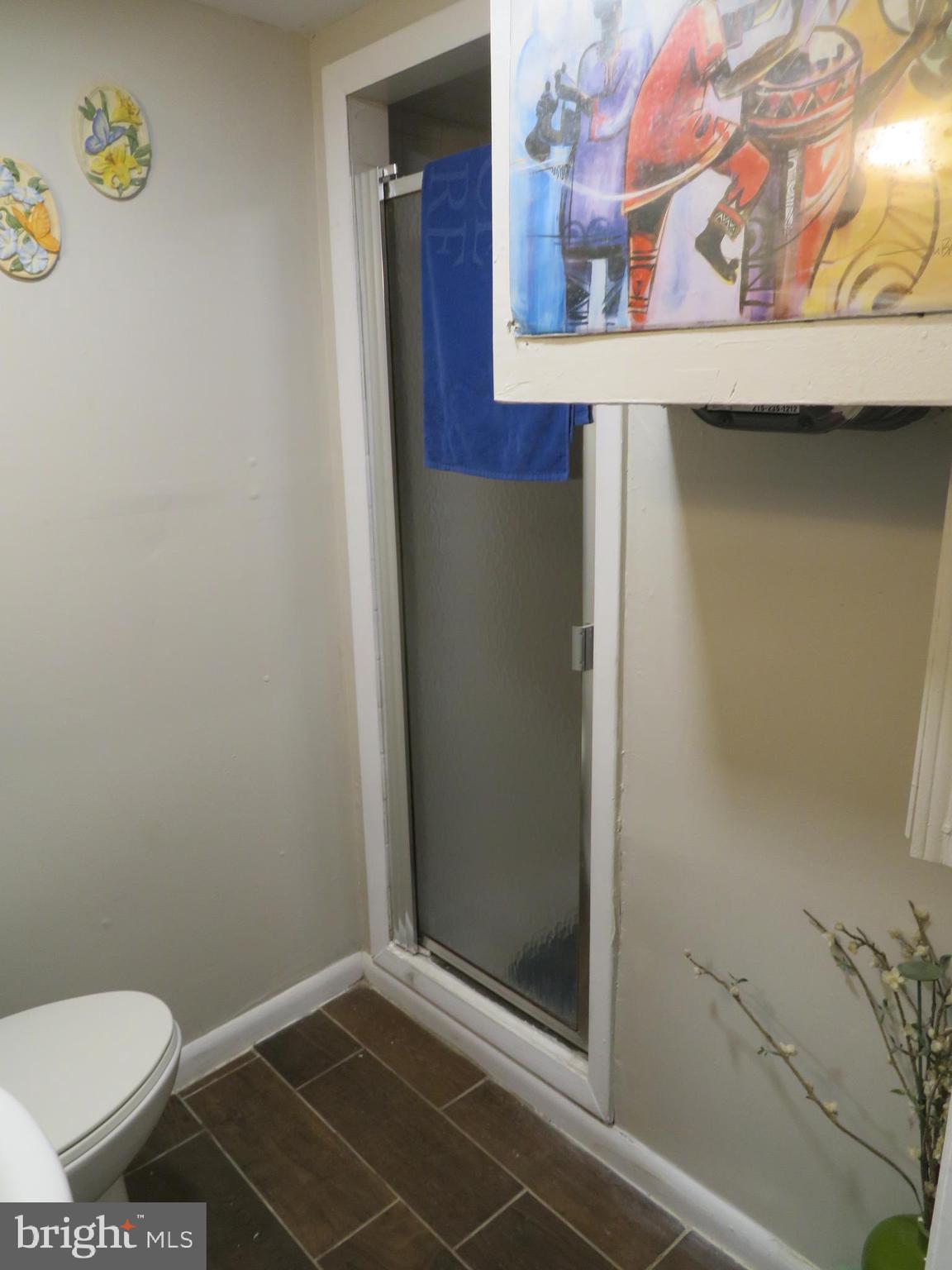 LAWNCREST - Residential