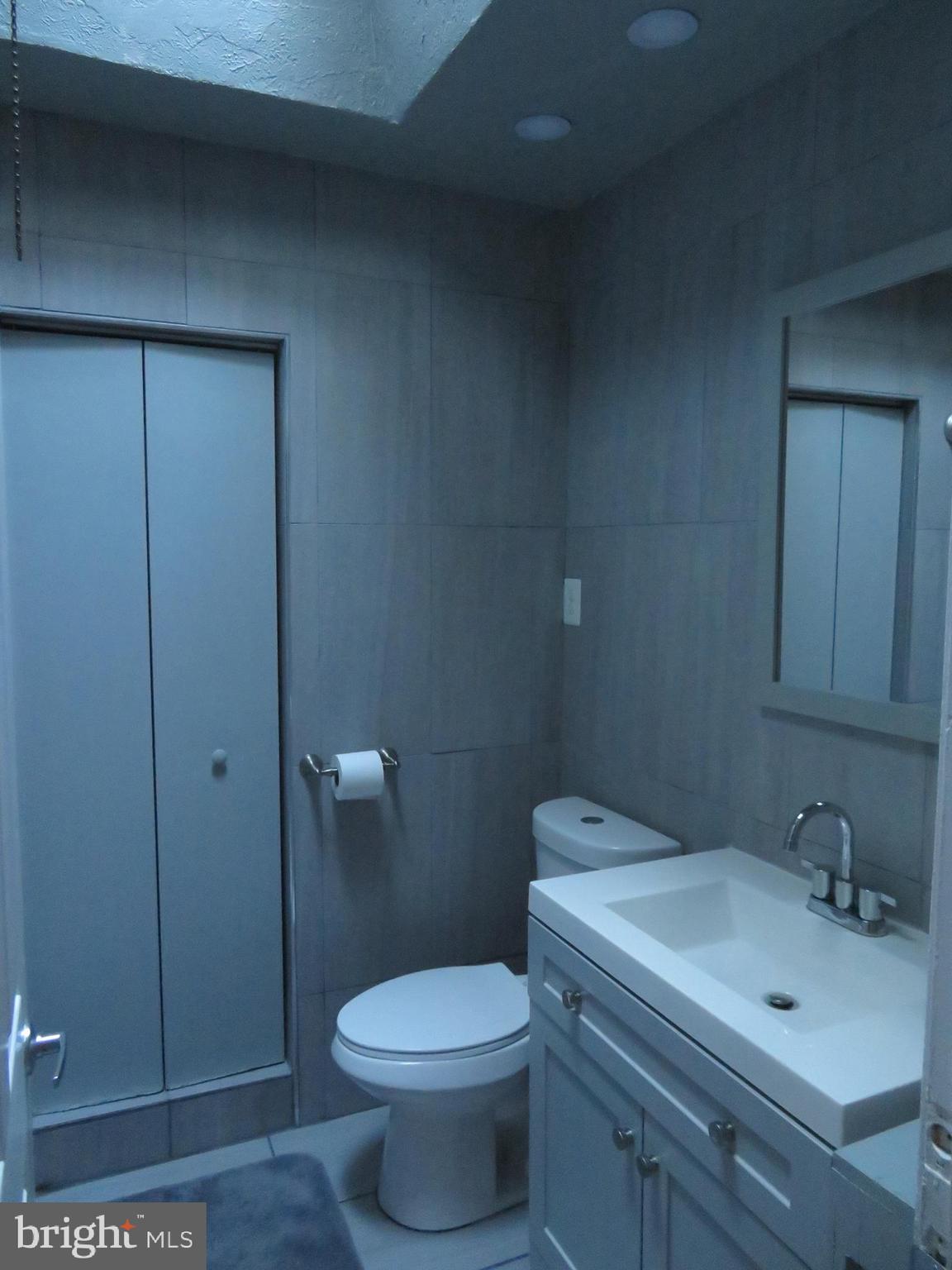 LAWNCREST - Residential