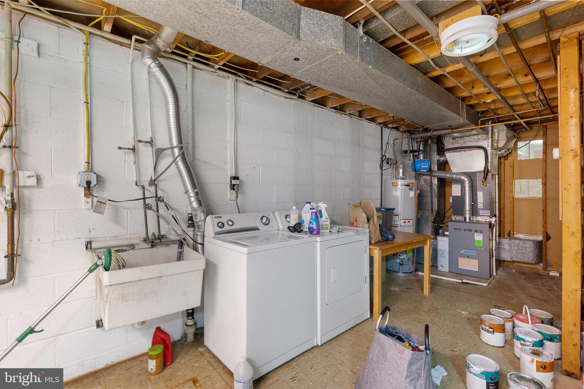 GUM SPRINGS FARM - Residential