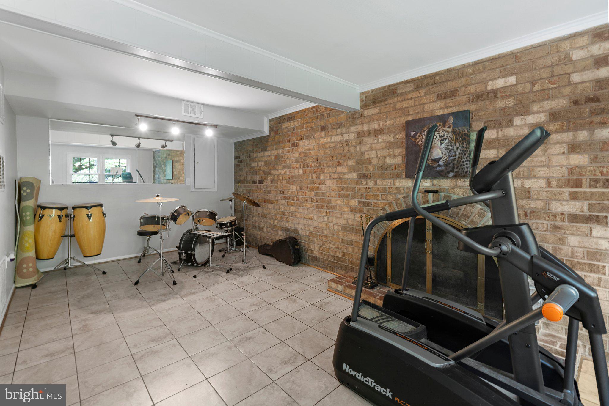 GUM SPRINGS FARM - Residential