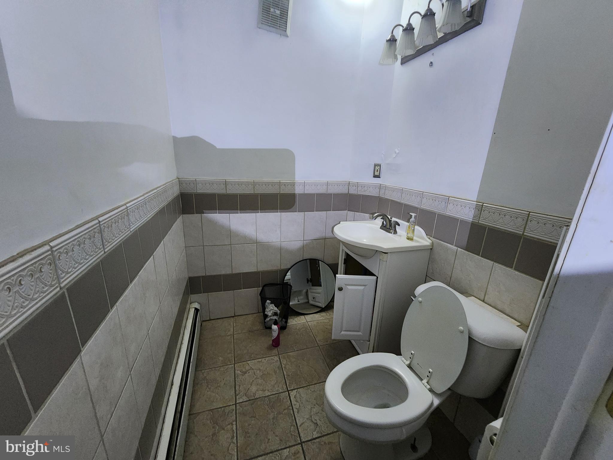 2225 SAINT PAUL STREET