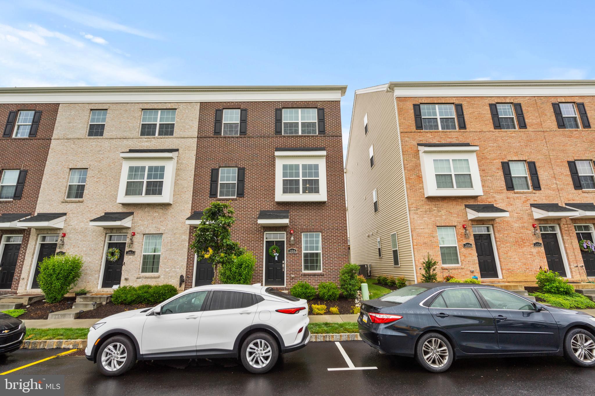 WATERSIDE - Residential