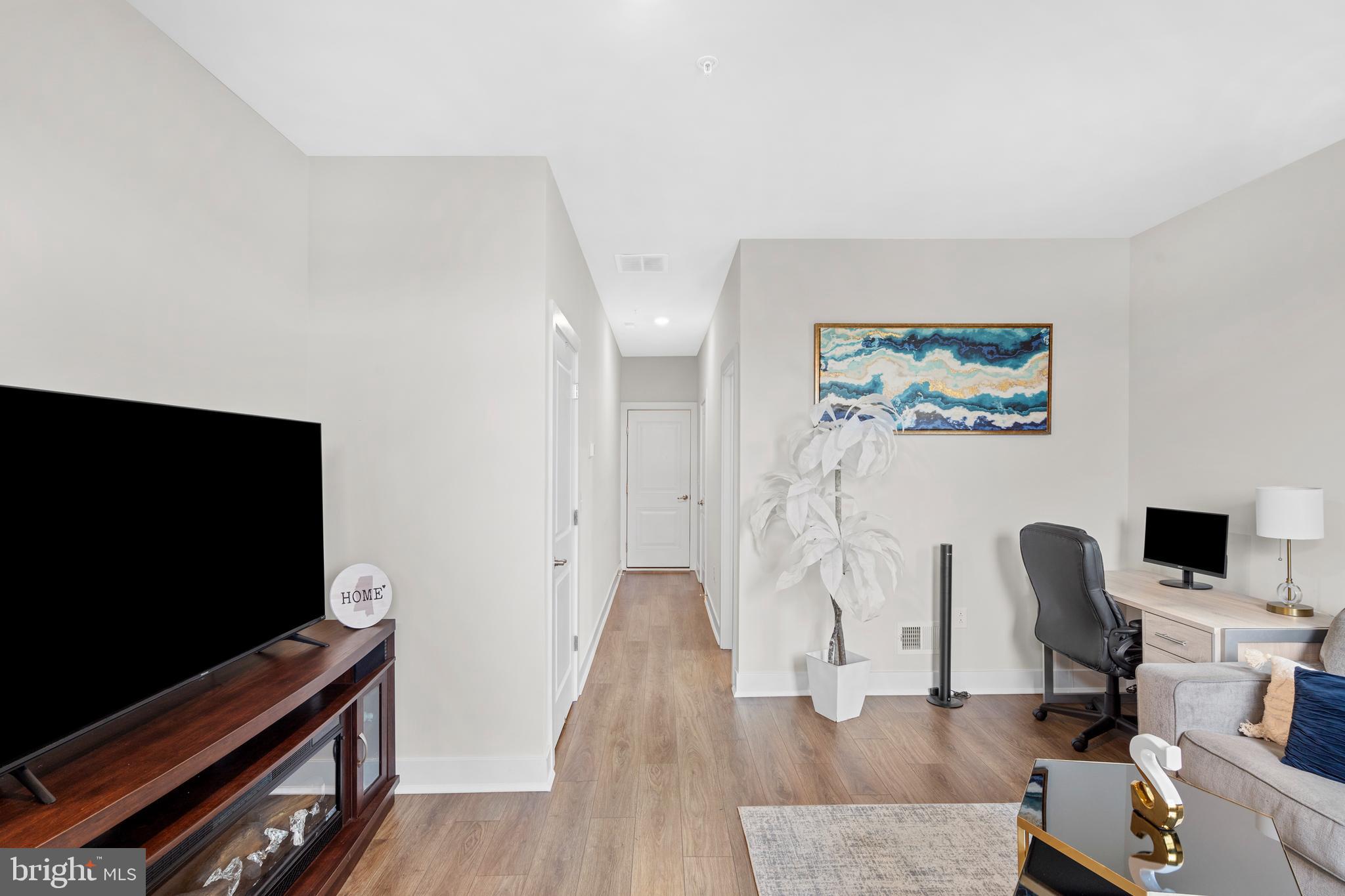 WATERSIDE - Residential