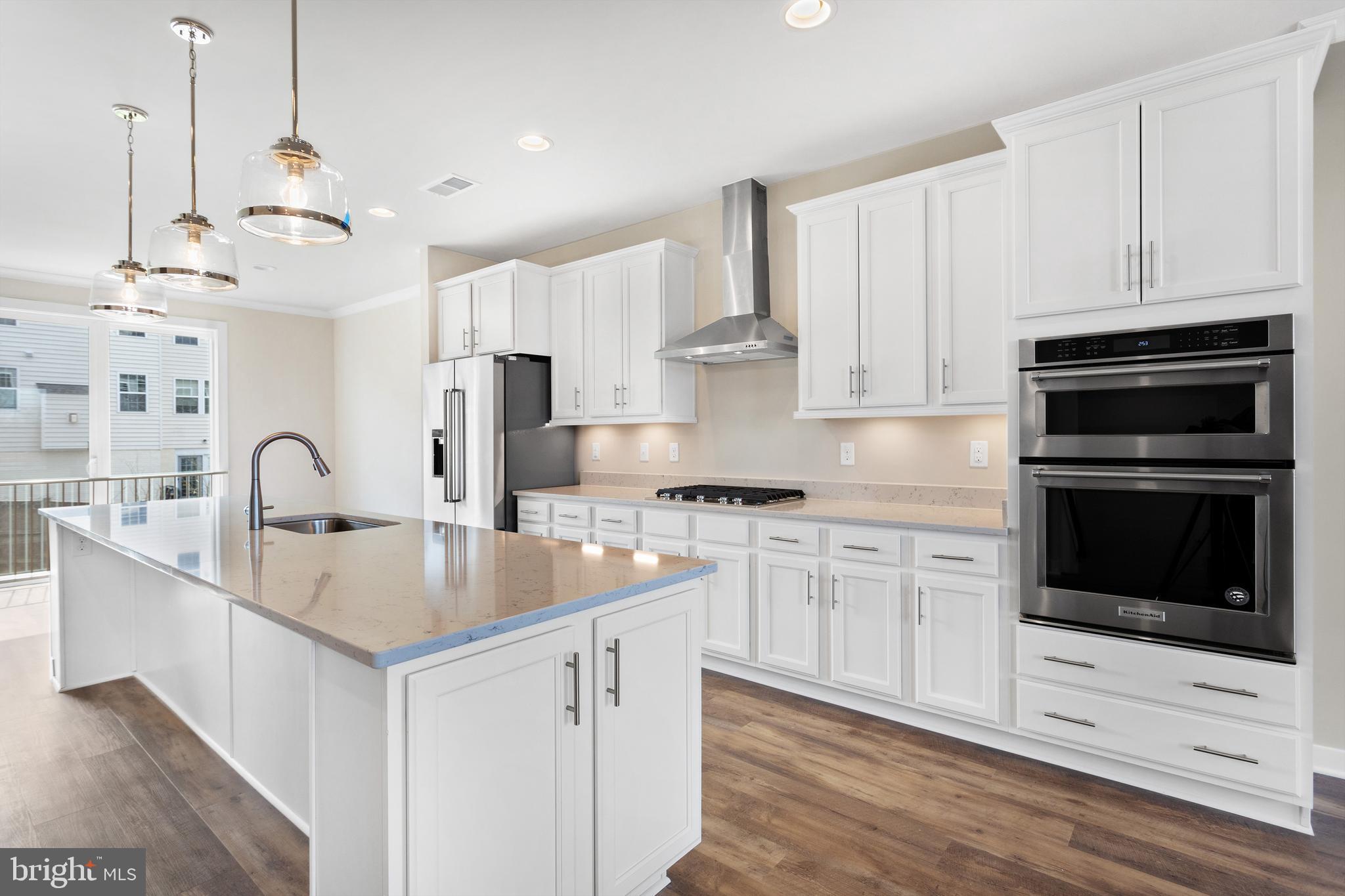 SOUTH FORK BROAD RUN - Residential