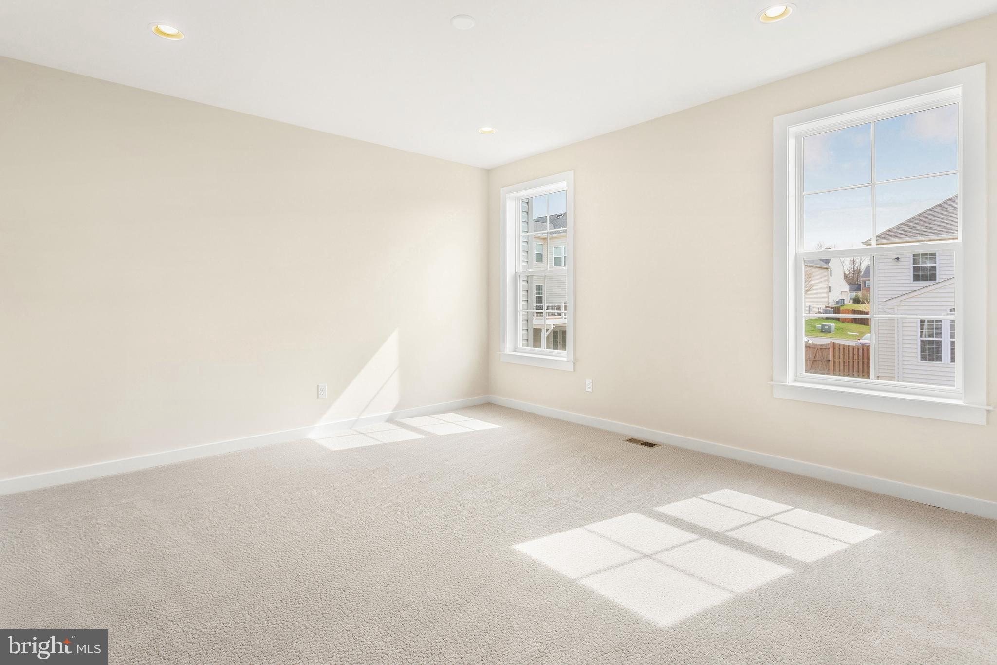 SOUTH FORK BROAD RUN - Residential