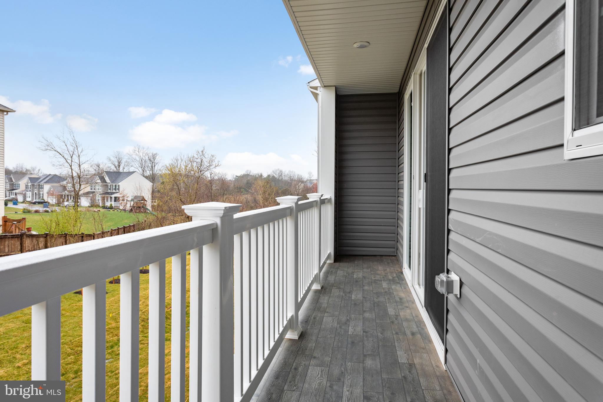 SOUTH FORK BROAD RUN - Residential