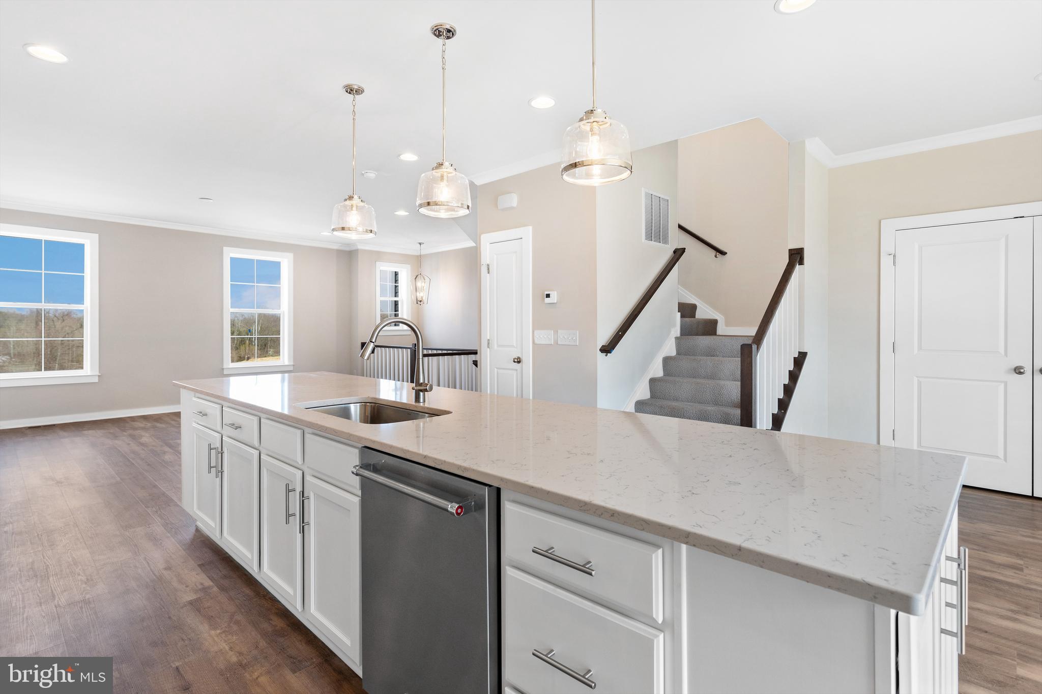 SOUTH FORK BROAD RUN - Residential