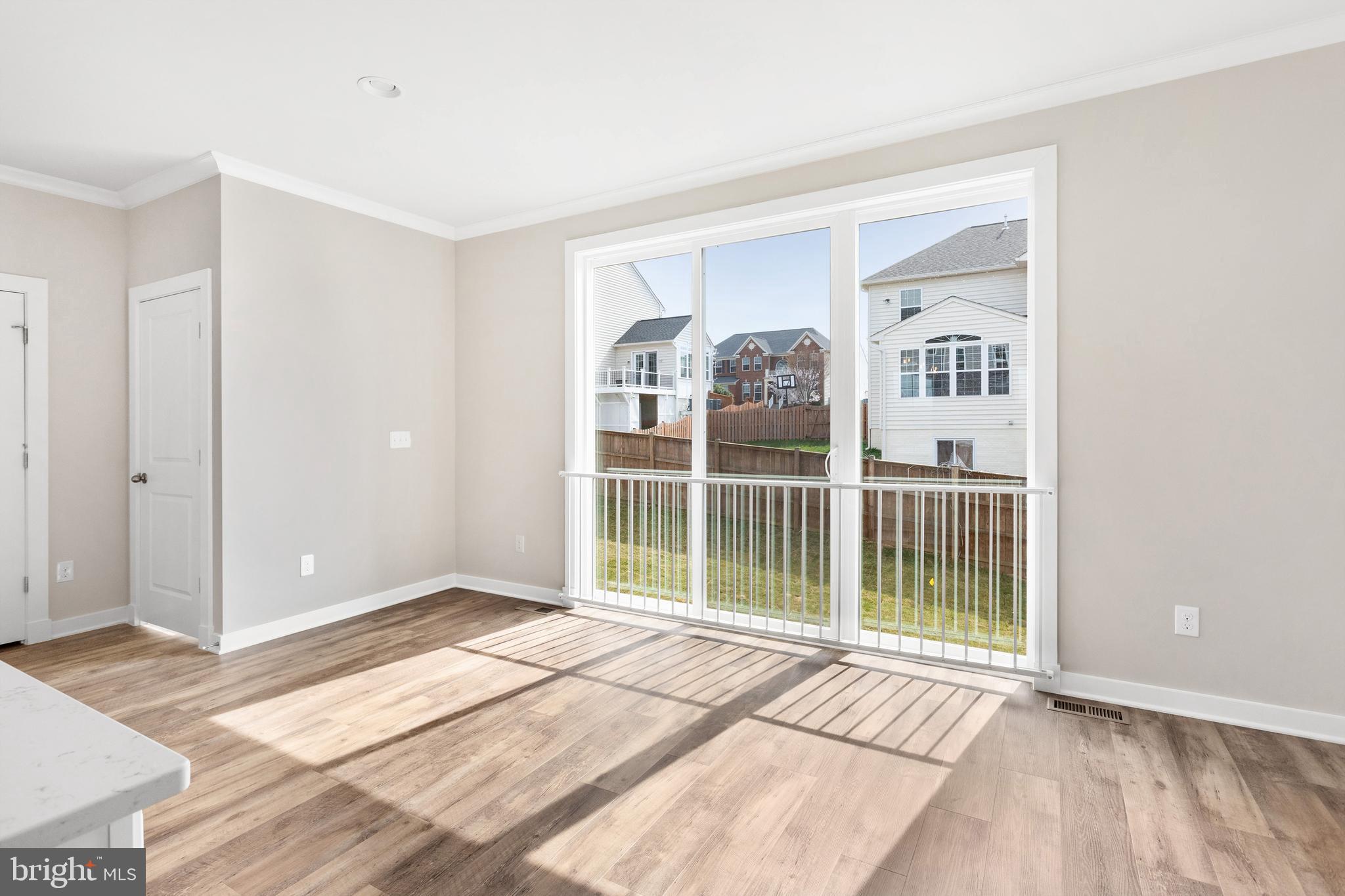 SOUTH FORK BROAD RUN - Residential