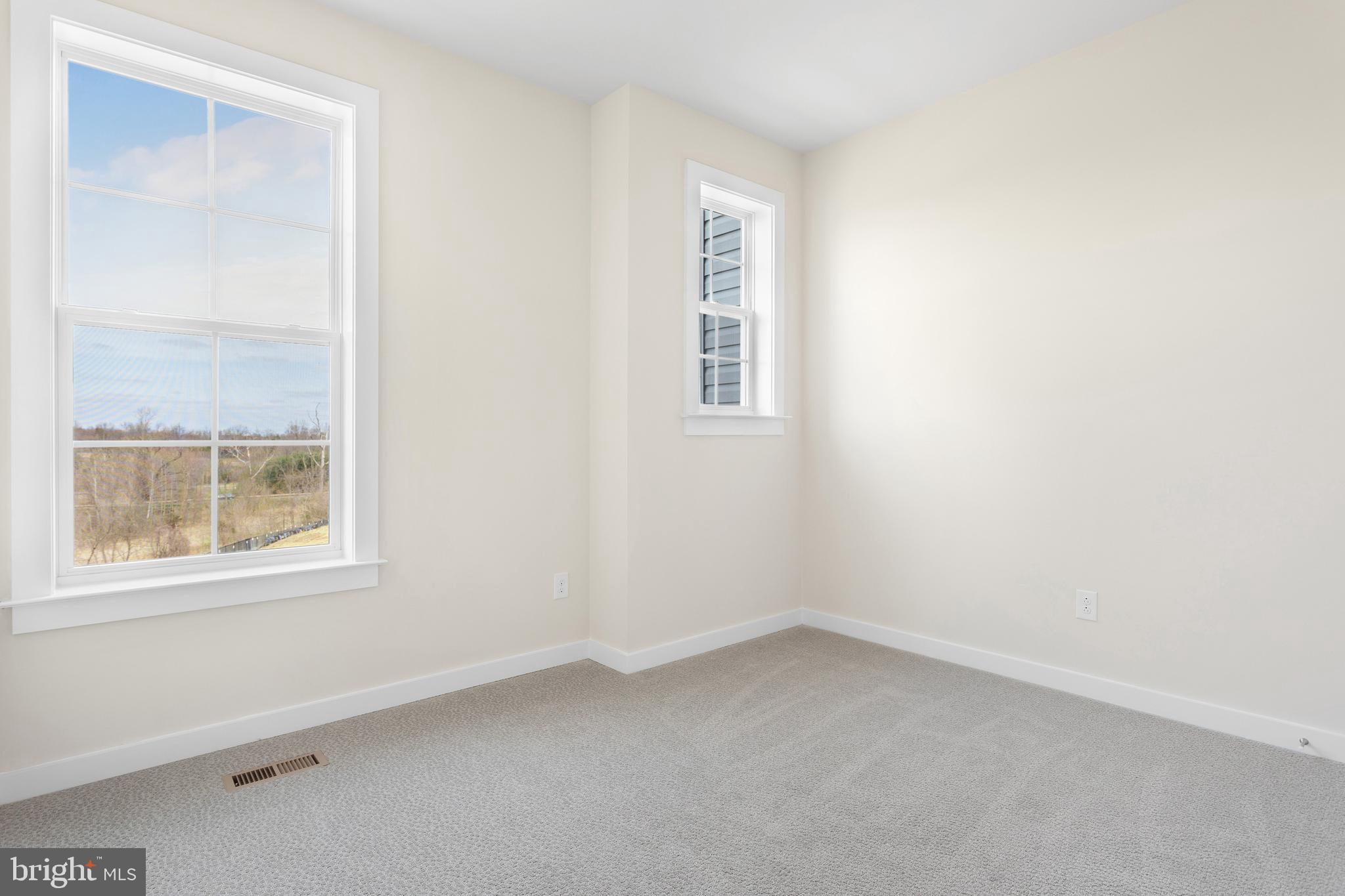 SOUTH FORK BROAD RUN - Residential