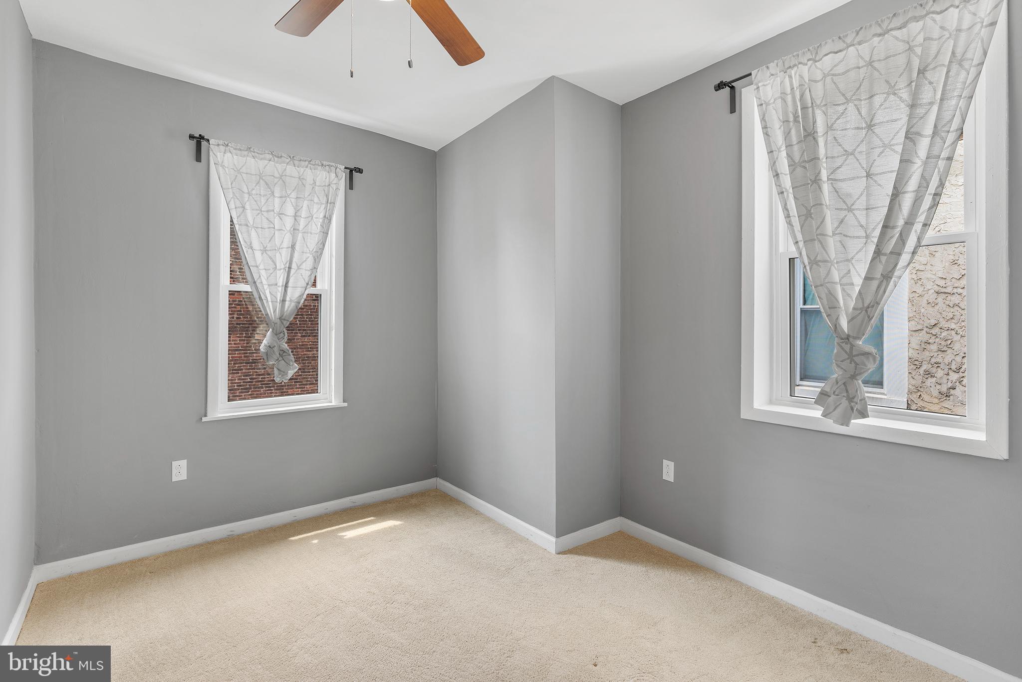 NORRIS SQUARE - Residential Lease