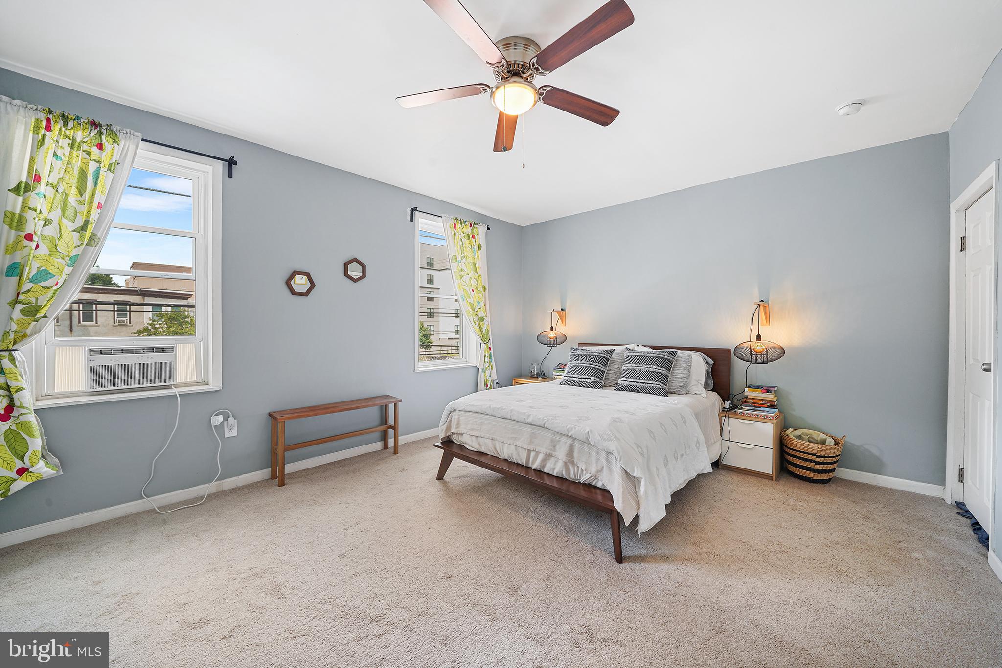 NORRIS SQUARE - Residential Lease