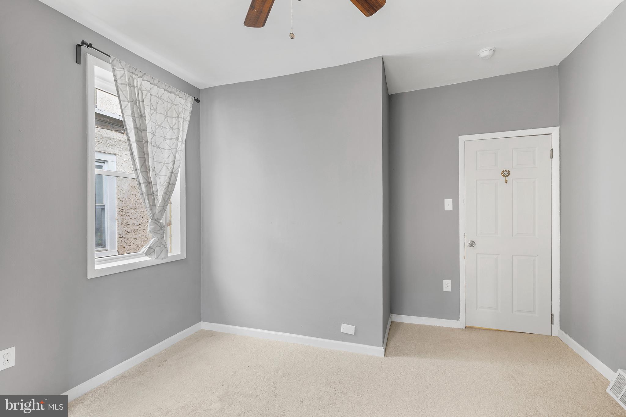 NORRIS SQUARE - Residential Lease