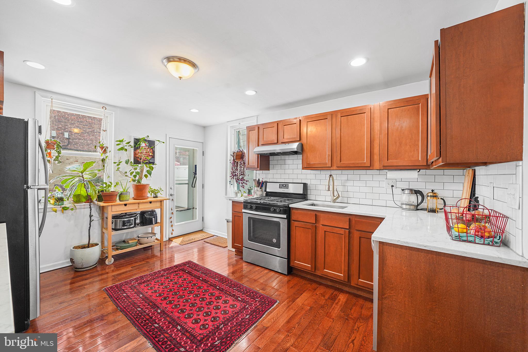 NORRIS SQUARE - Residential Lease