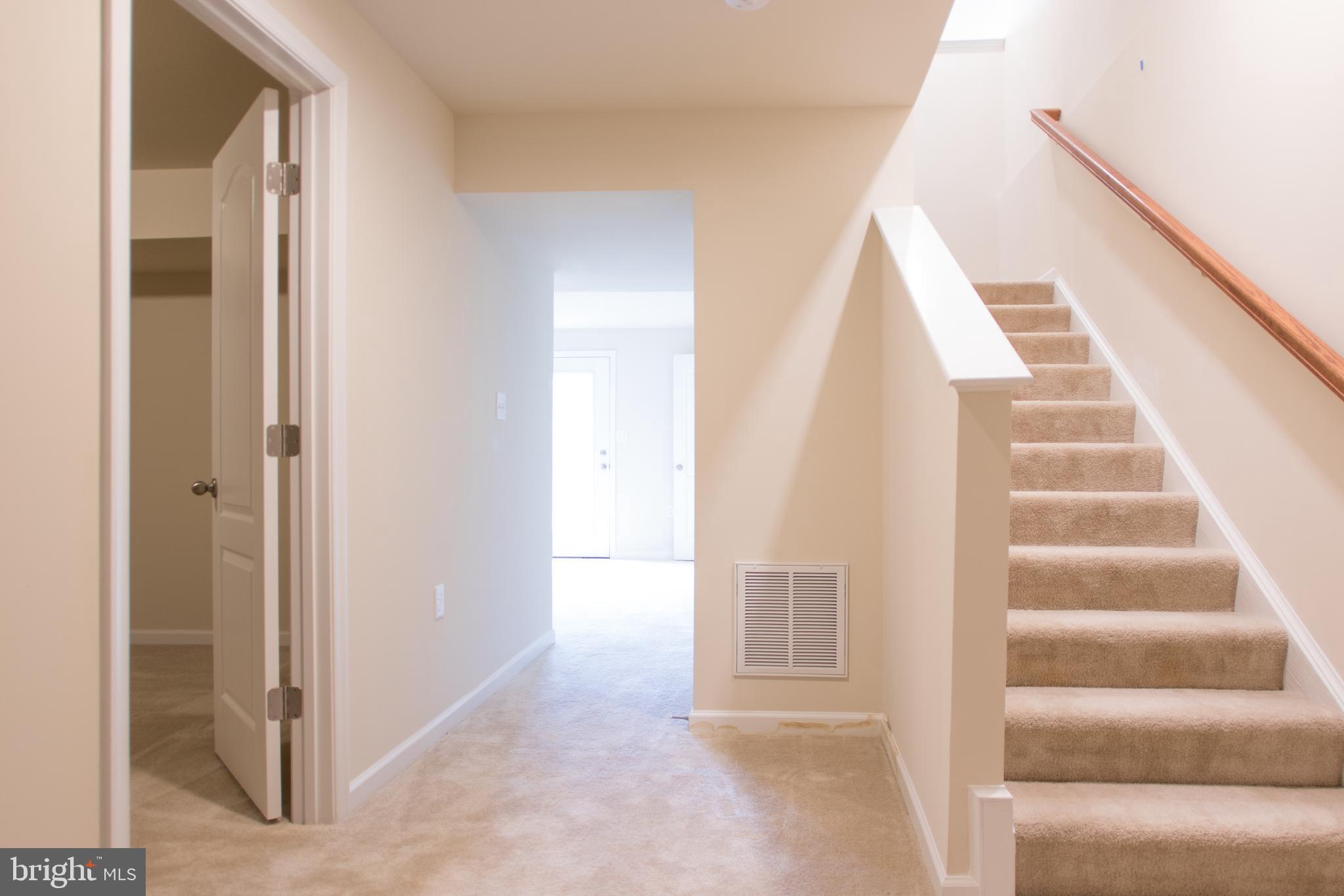 ARCHERS ROCK - Residential