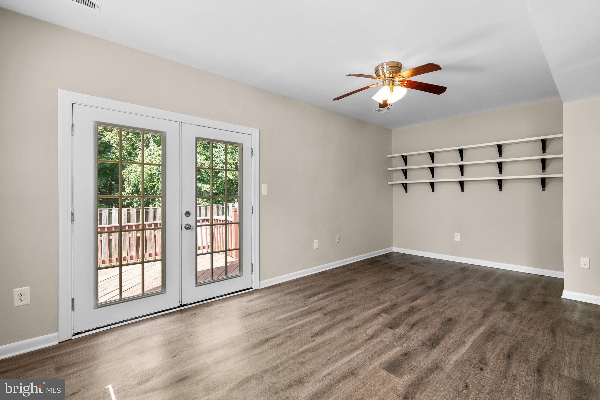 DALE CITY - Residential Lease