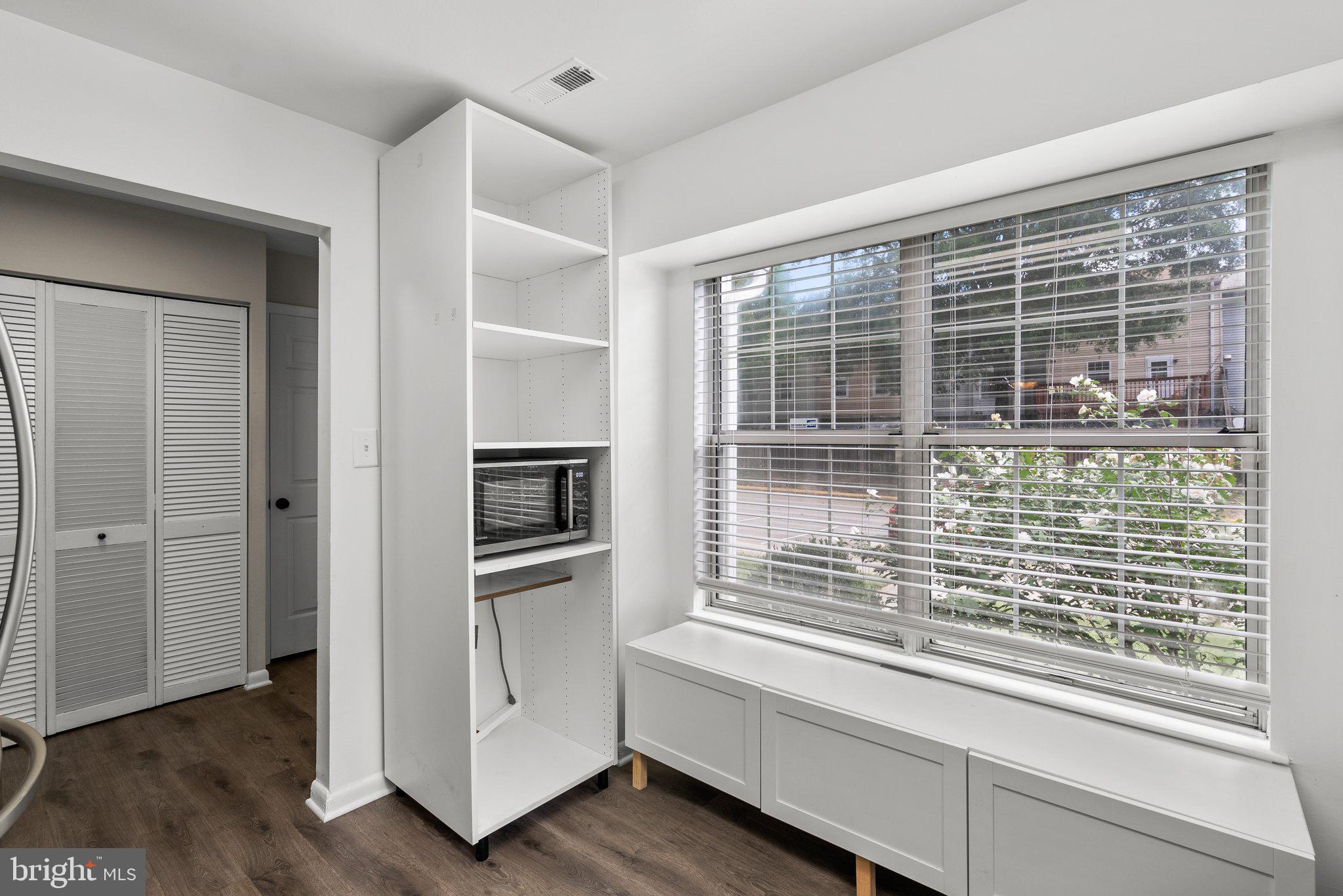 DALE CITY - Residential Lease