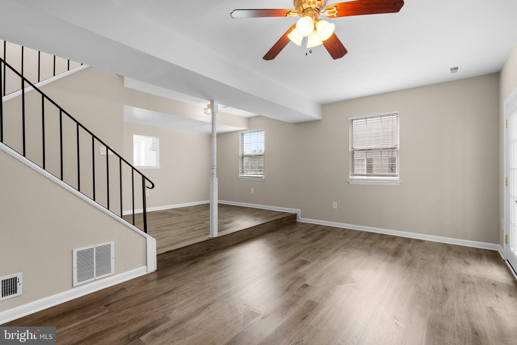 DALE CITY - Residential Lease