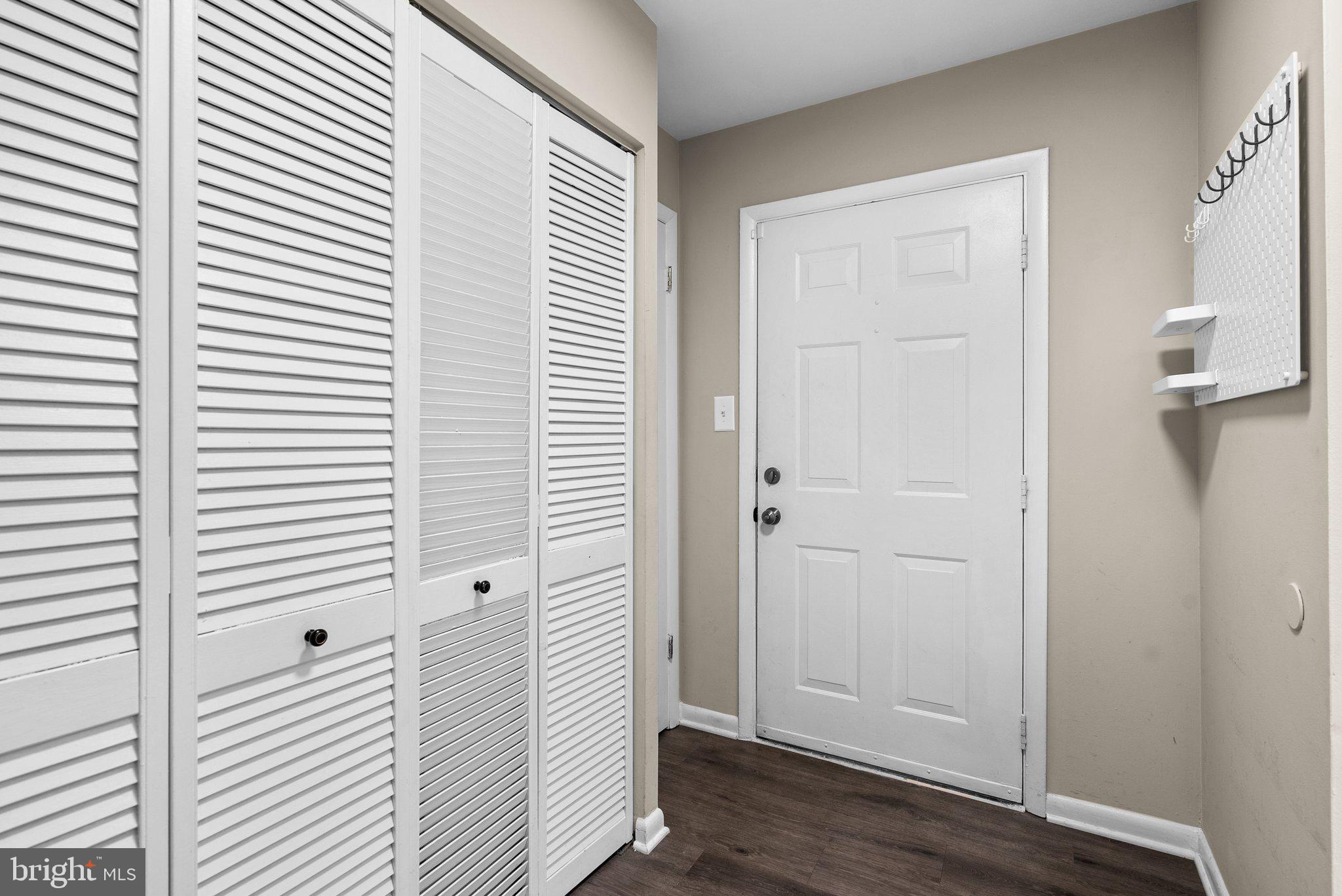 DALE CITY - Residential Lease