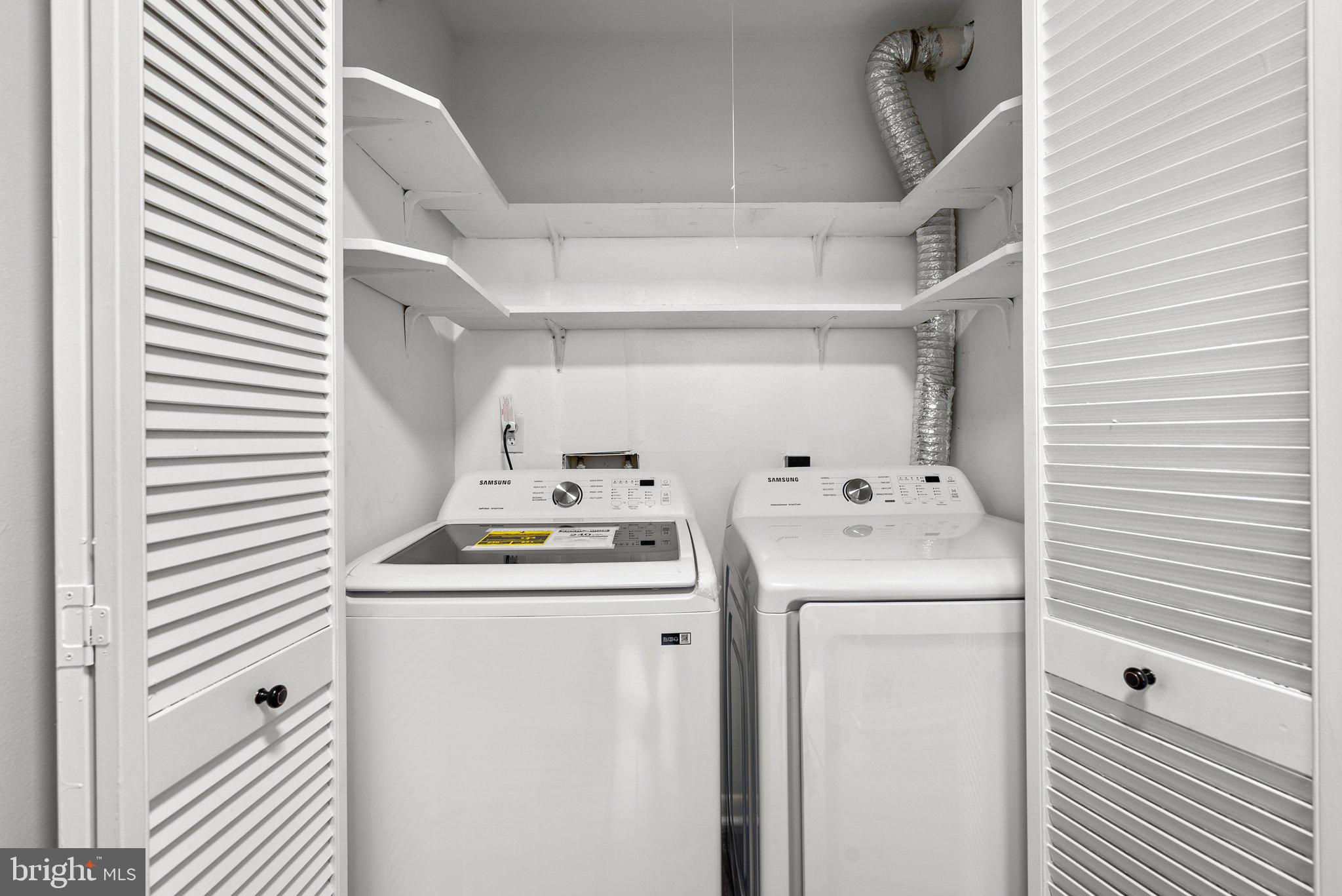 DALE CITY - Residential Lease