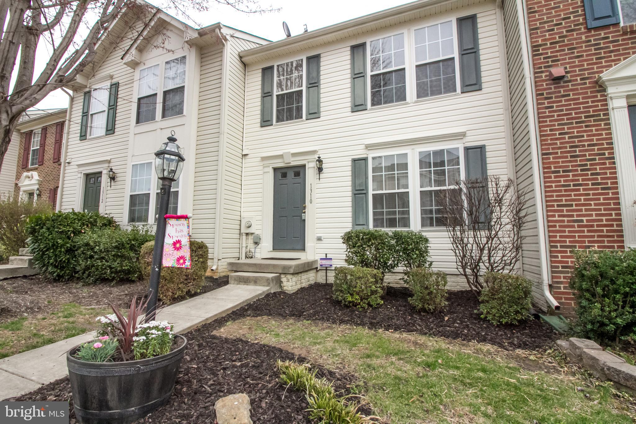 LAKELAND PLACE - Residential