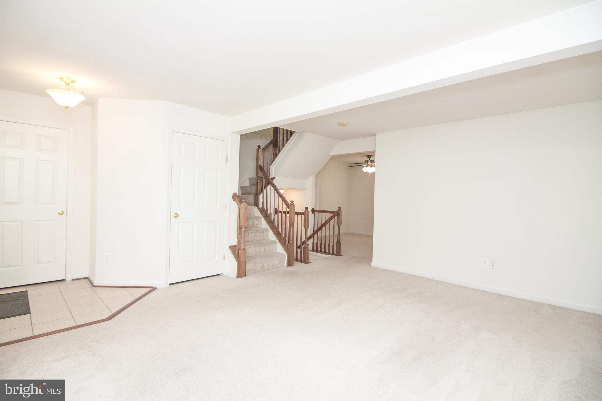 LAKELAND PLACE - Residential