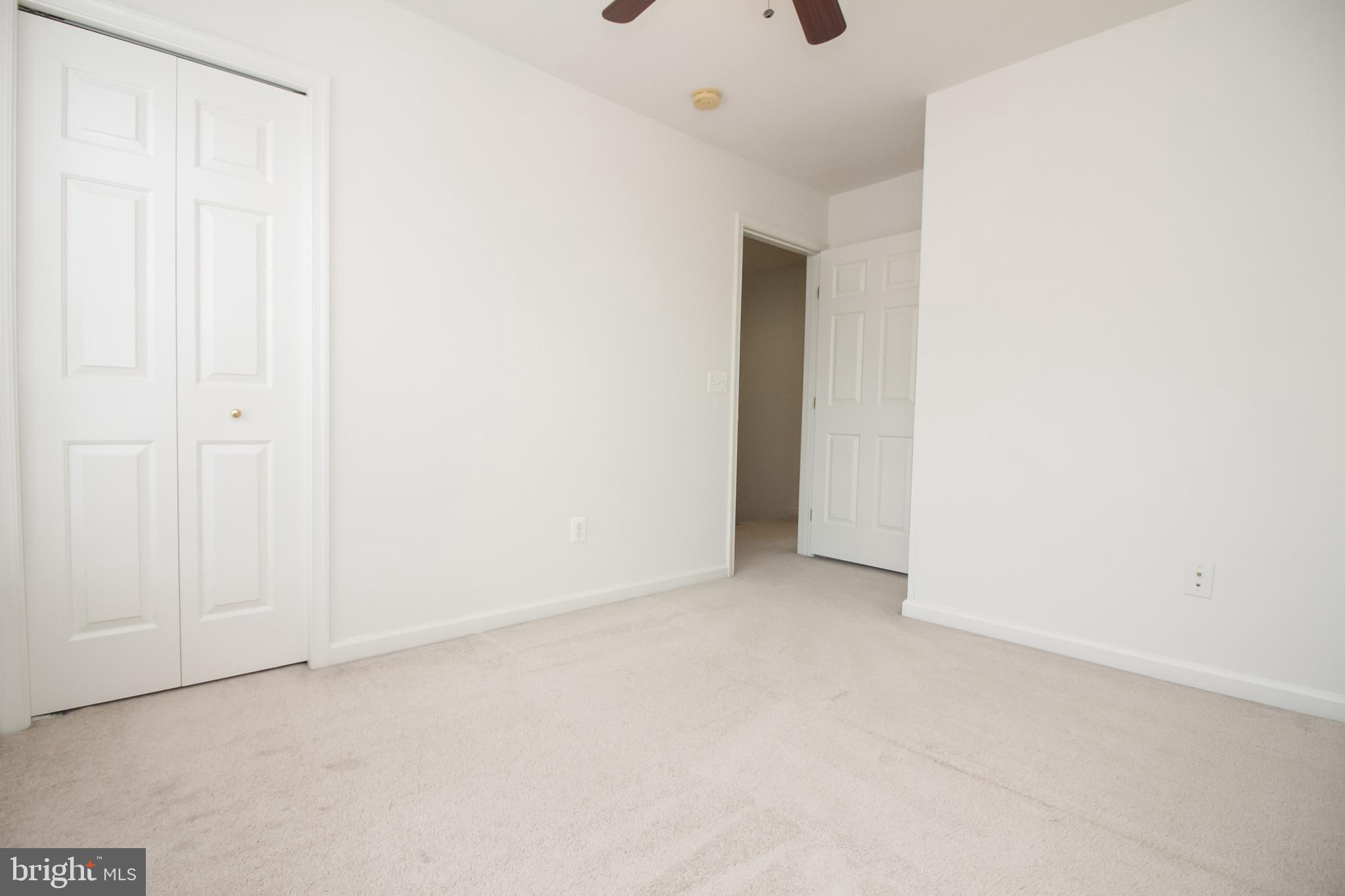 LAKELAND PLACE - Residential