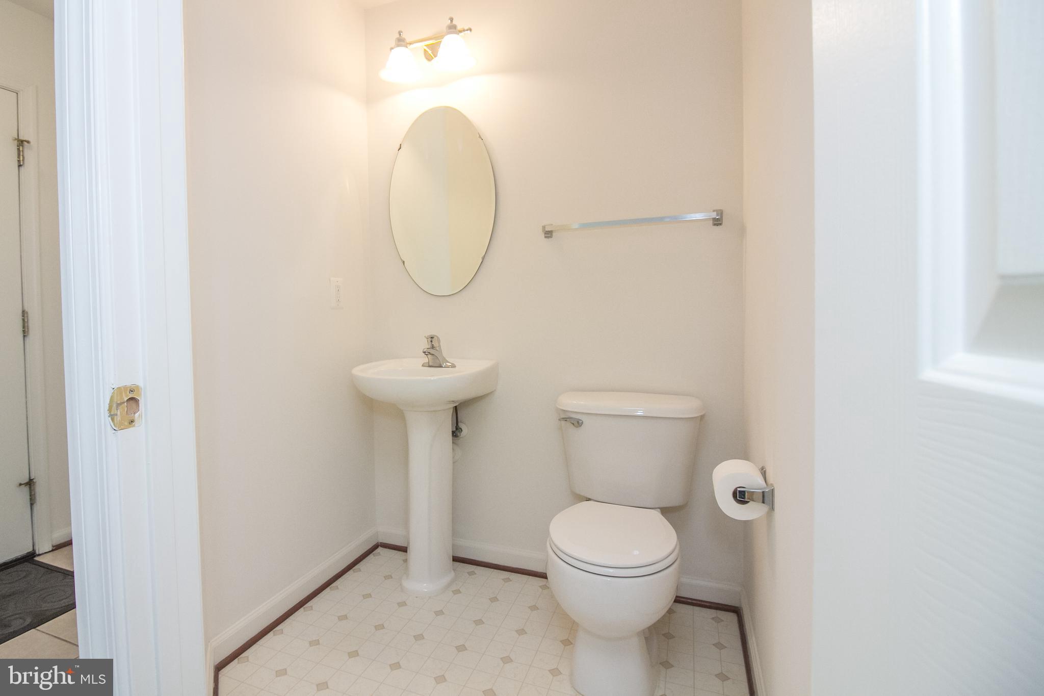 LAKELAND PLACE - Residential